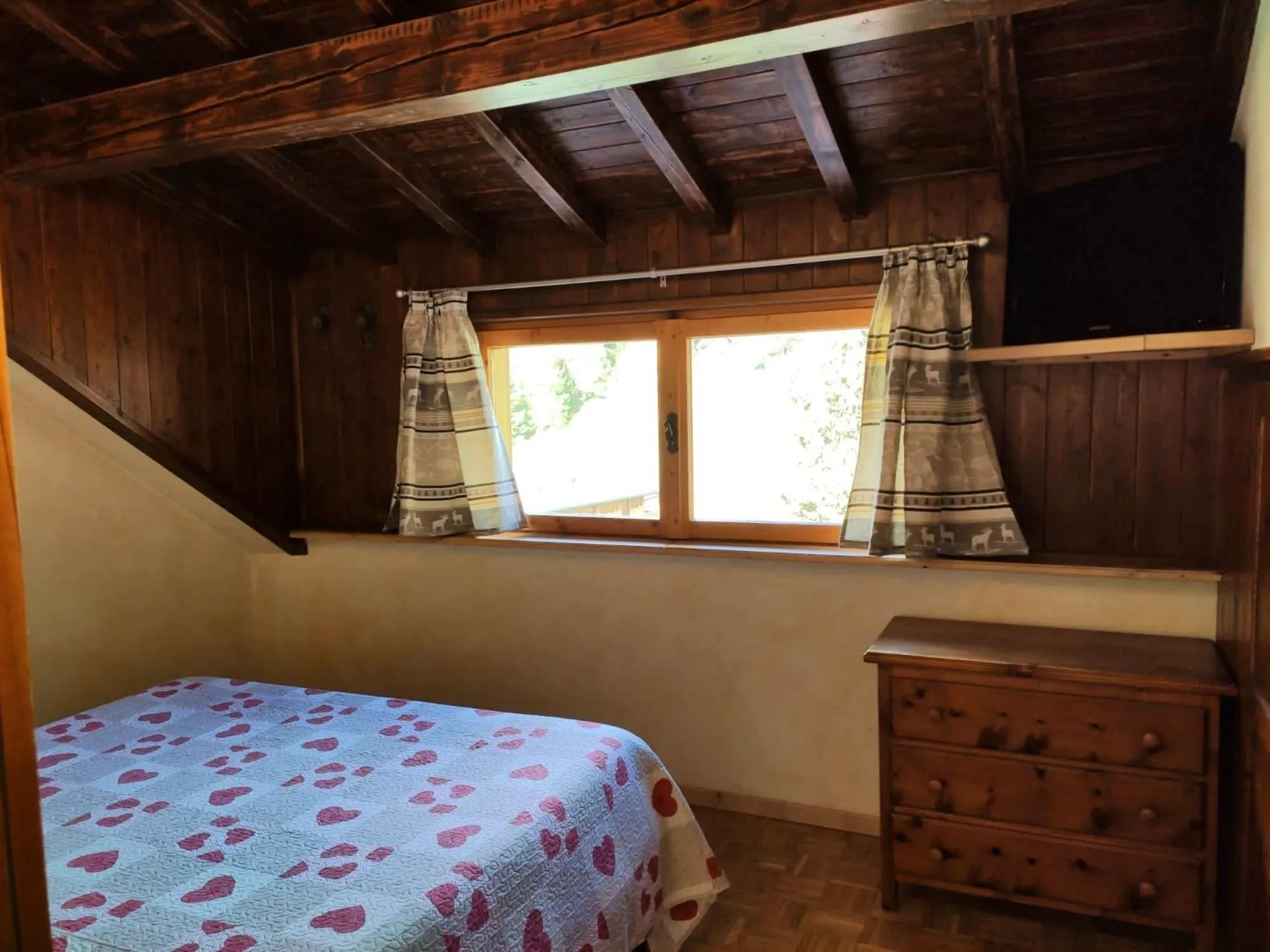 Bedroom, Bed in Residence Mirage