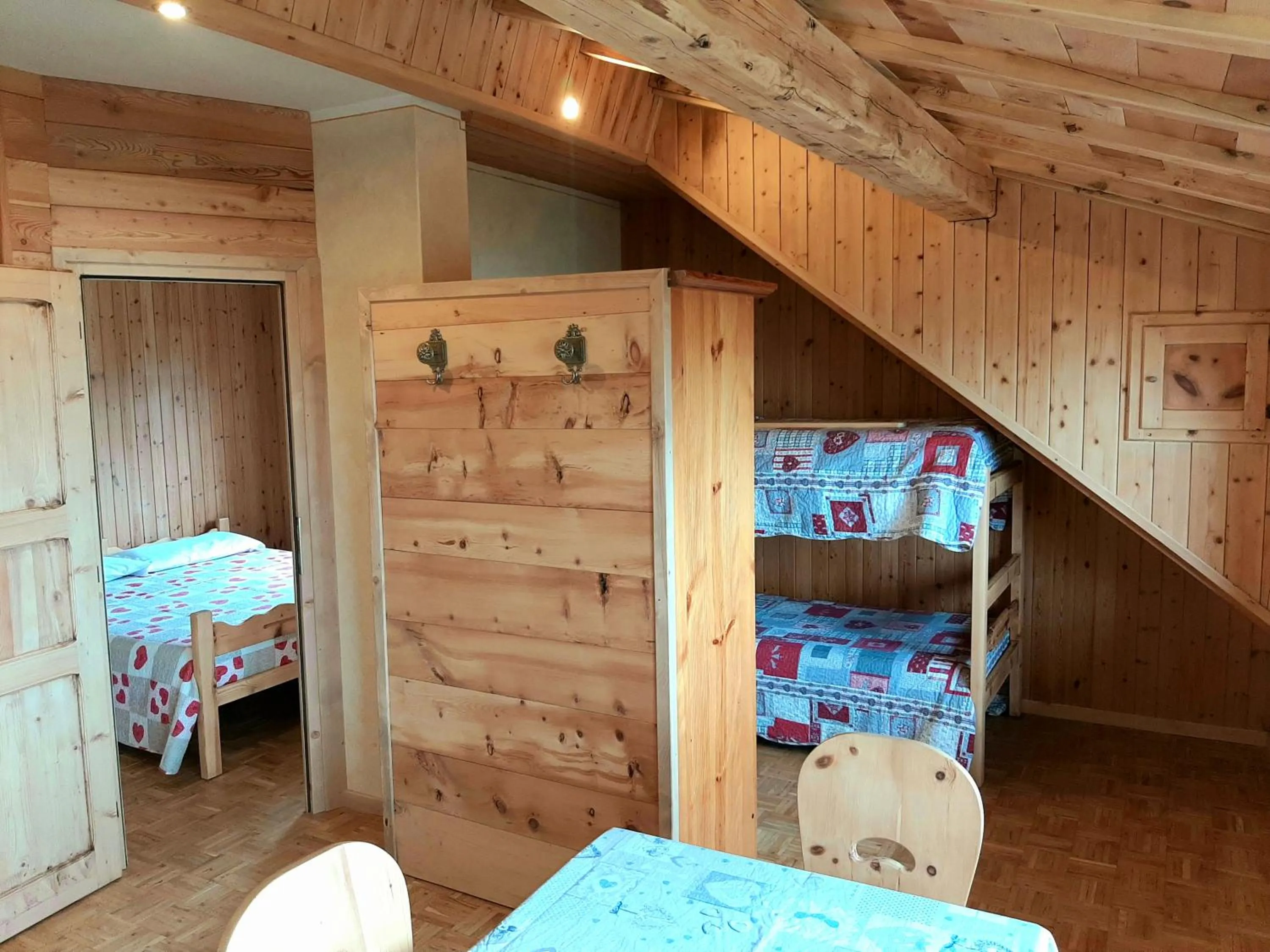 bunk bed, Bed in Residence Mirage