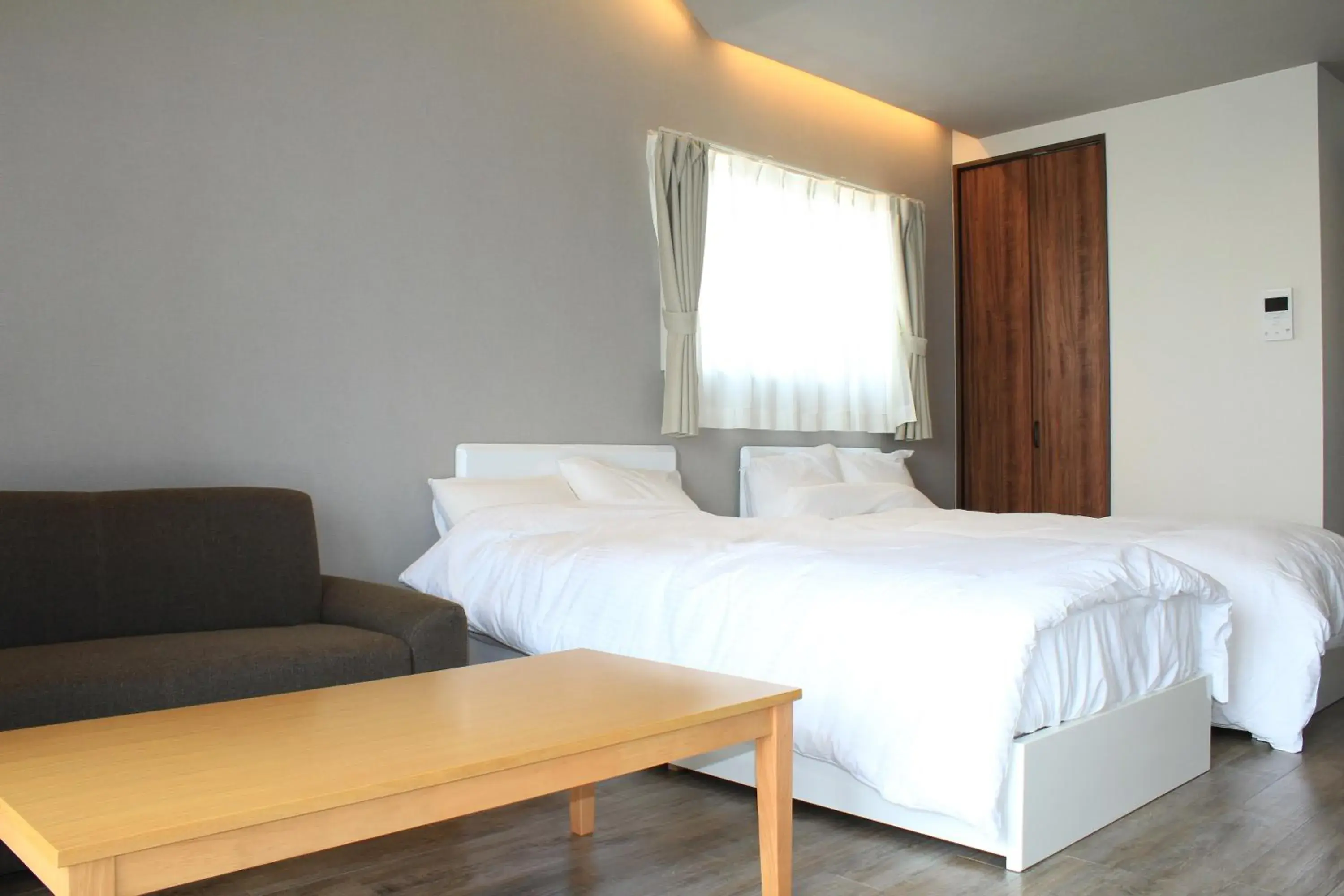 Photo of the whole room, Bed in ゲートイン名護 Photo of the whole room, Bed in ゲートイン名護