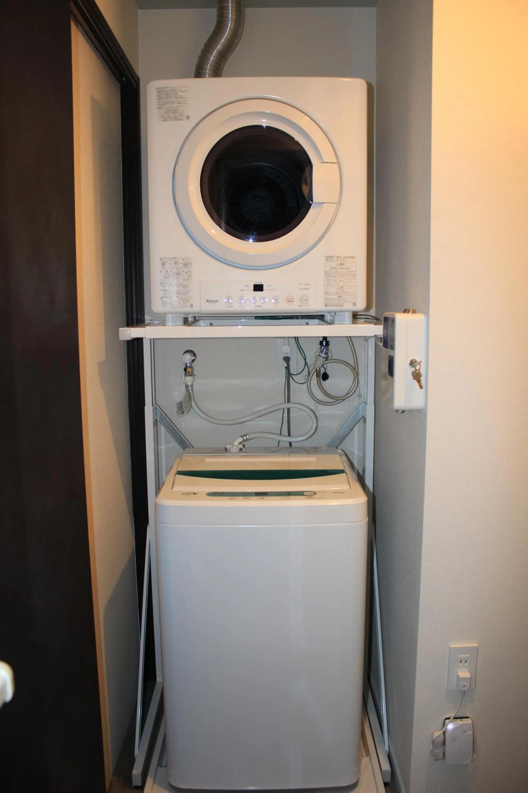 Photo of the whole room in ゲートイン名護