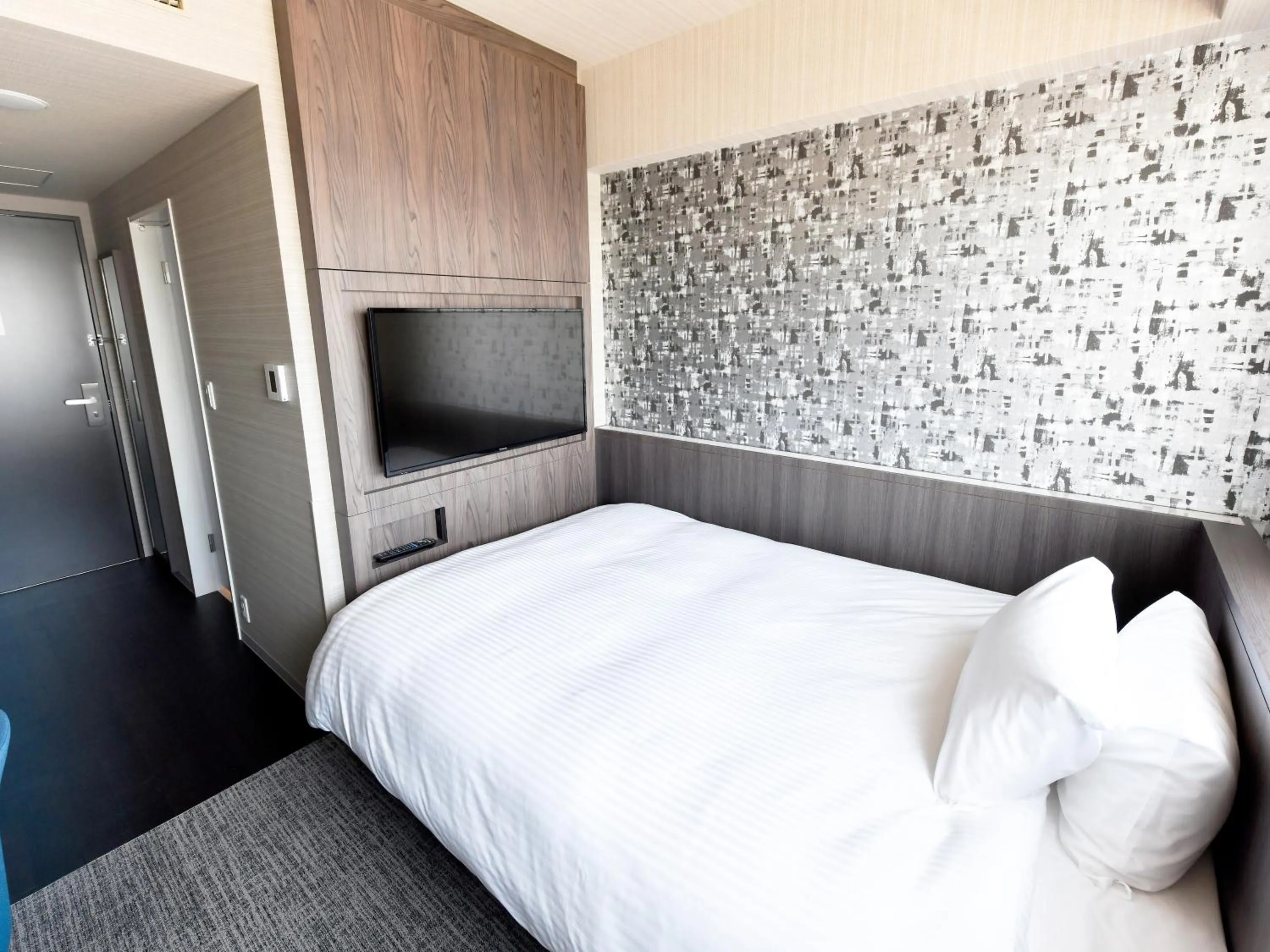 Photo of the whole room, Bed in Wakoshi Tobu Hotel