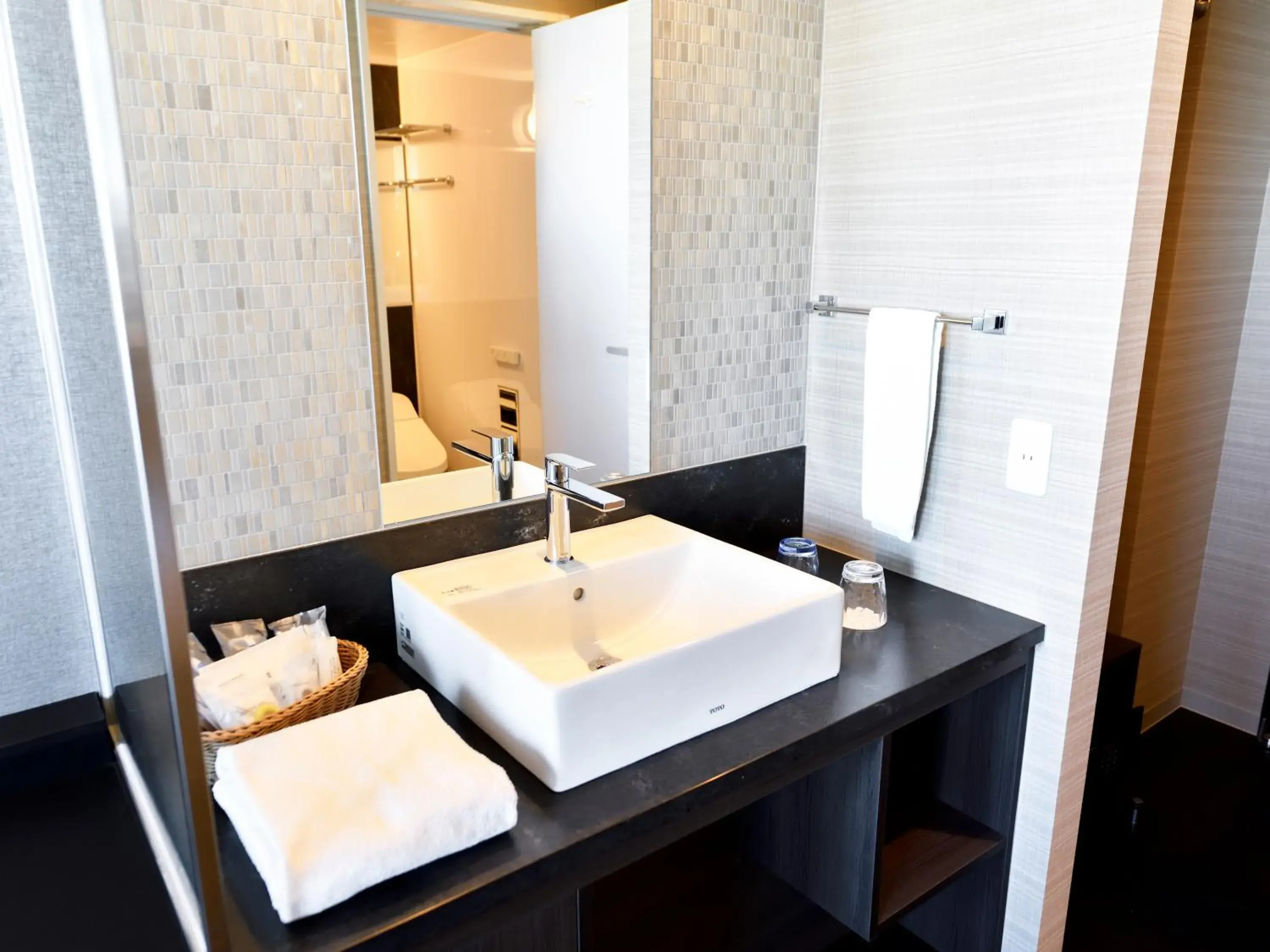 Photo of the whole room in Wakoshi Tobu Hotel Photo of the whole room in Wakoshi Tobu Hotel