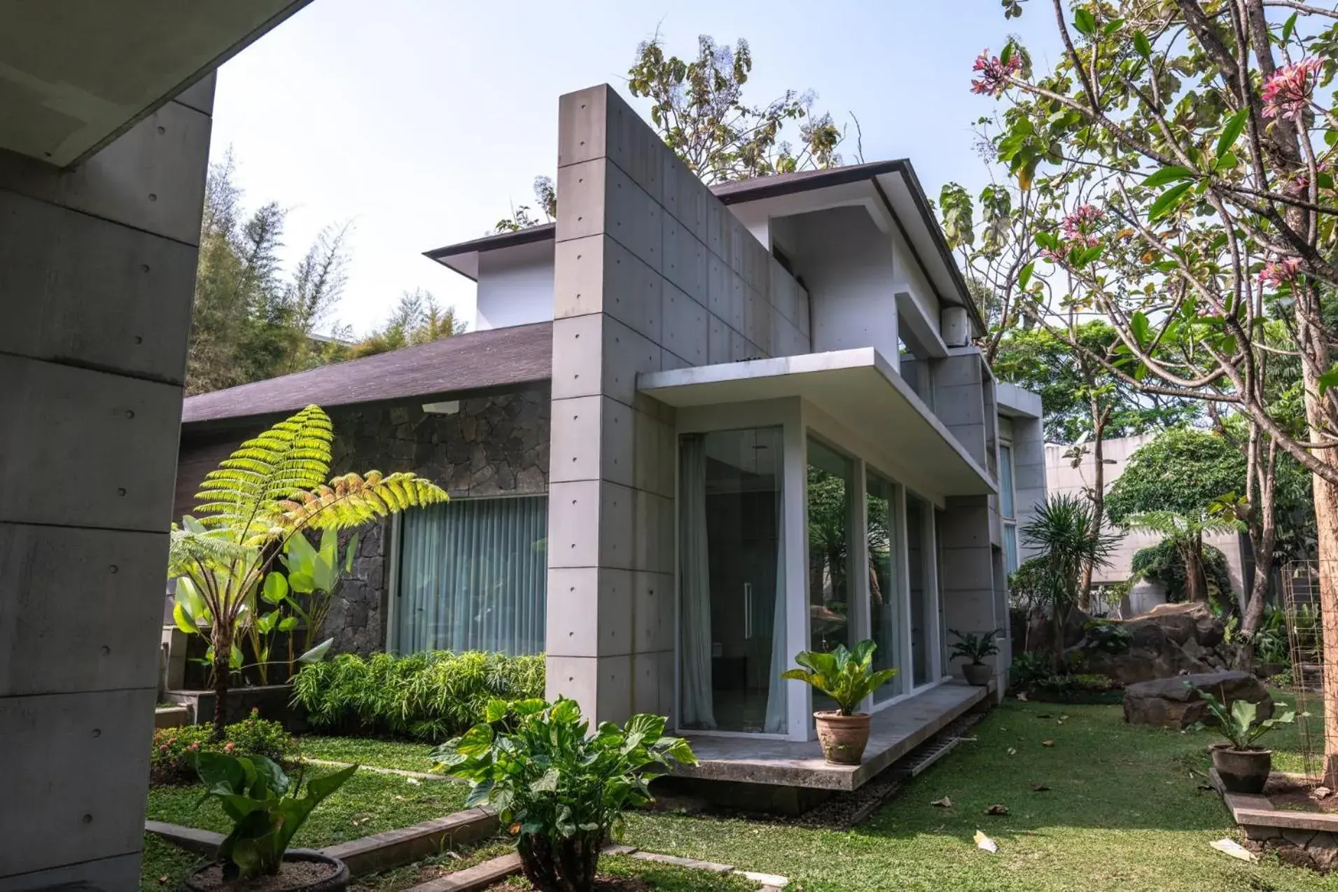 Three-Bedroom Villa in K Gallery Hotel Three-Bedroom Villa in K Gallery Hotel