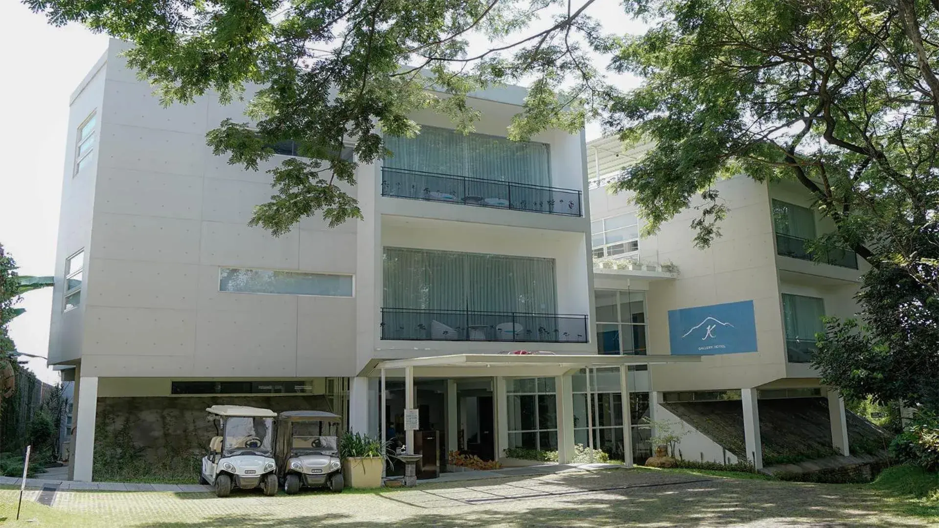 Property building in K Gallery Hotel Property building in K Gallery Hotel