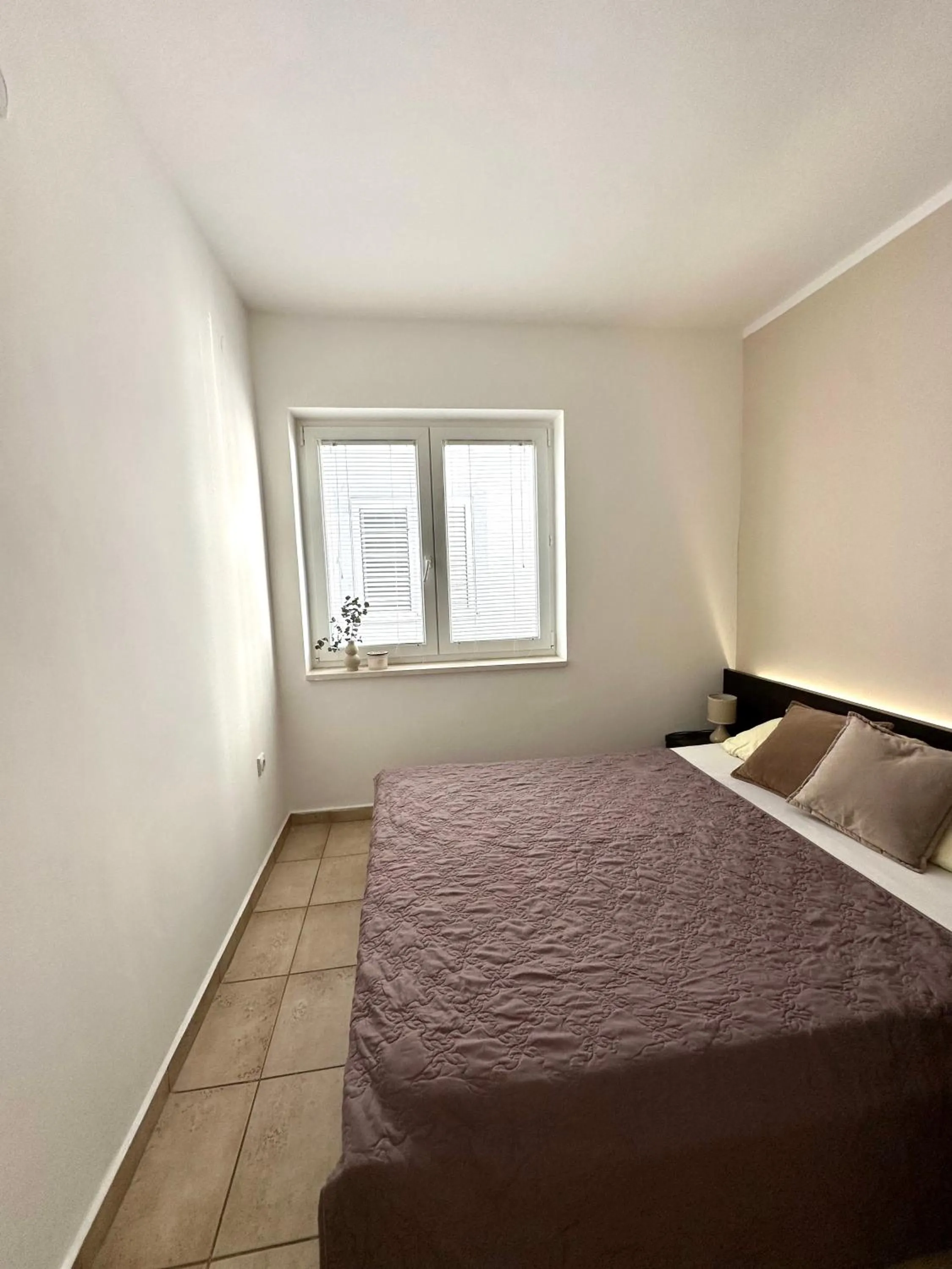 Bedroom, Bed in Villa Mila