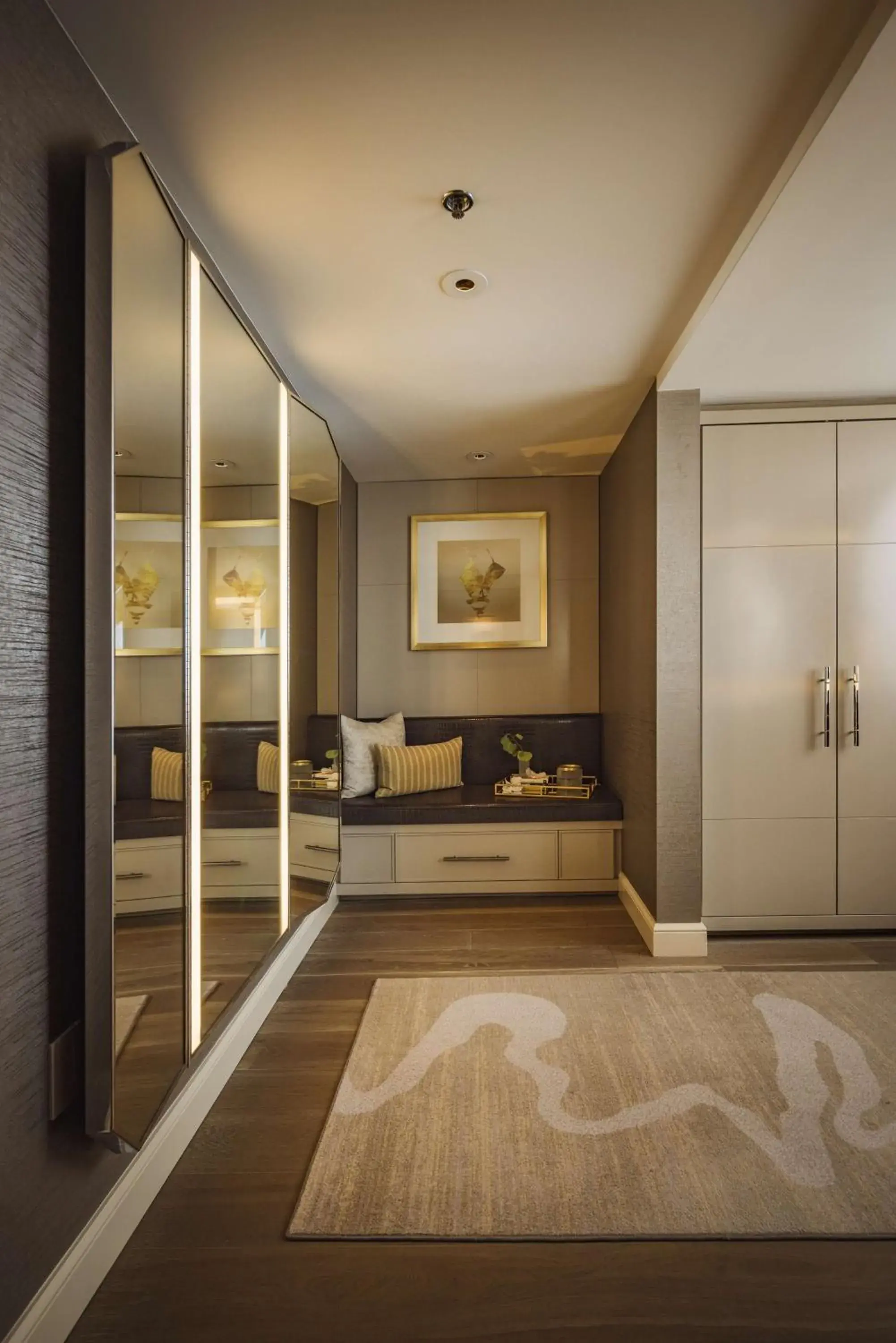 Bedroom, Bed in L'Ermitage Beverly Hills Bedroom, Bed in L'Ermitage Beverly Hills