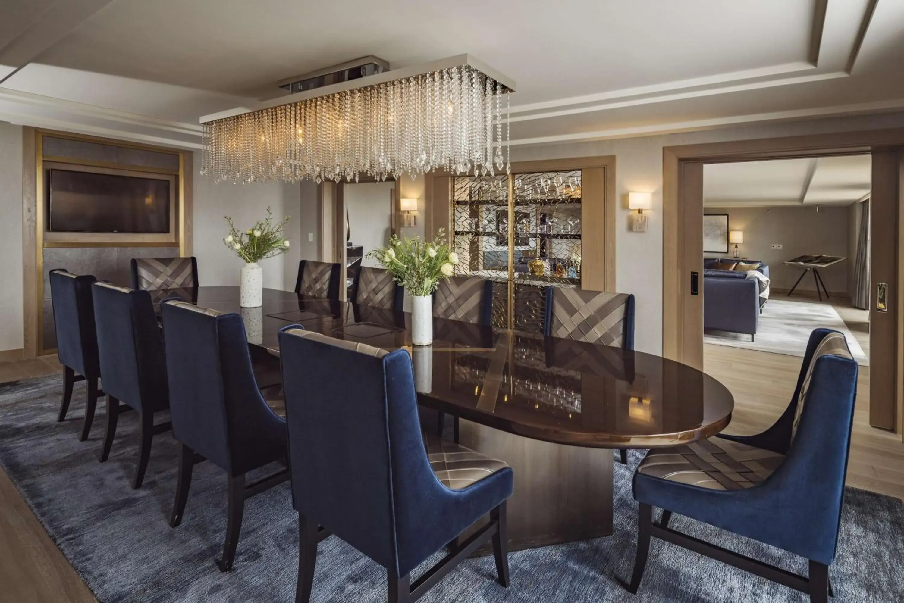 Photo of the whole room in L'Ermitage Beverly Hills Photo of the whole room in L'Ermitage Beverly Hills