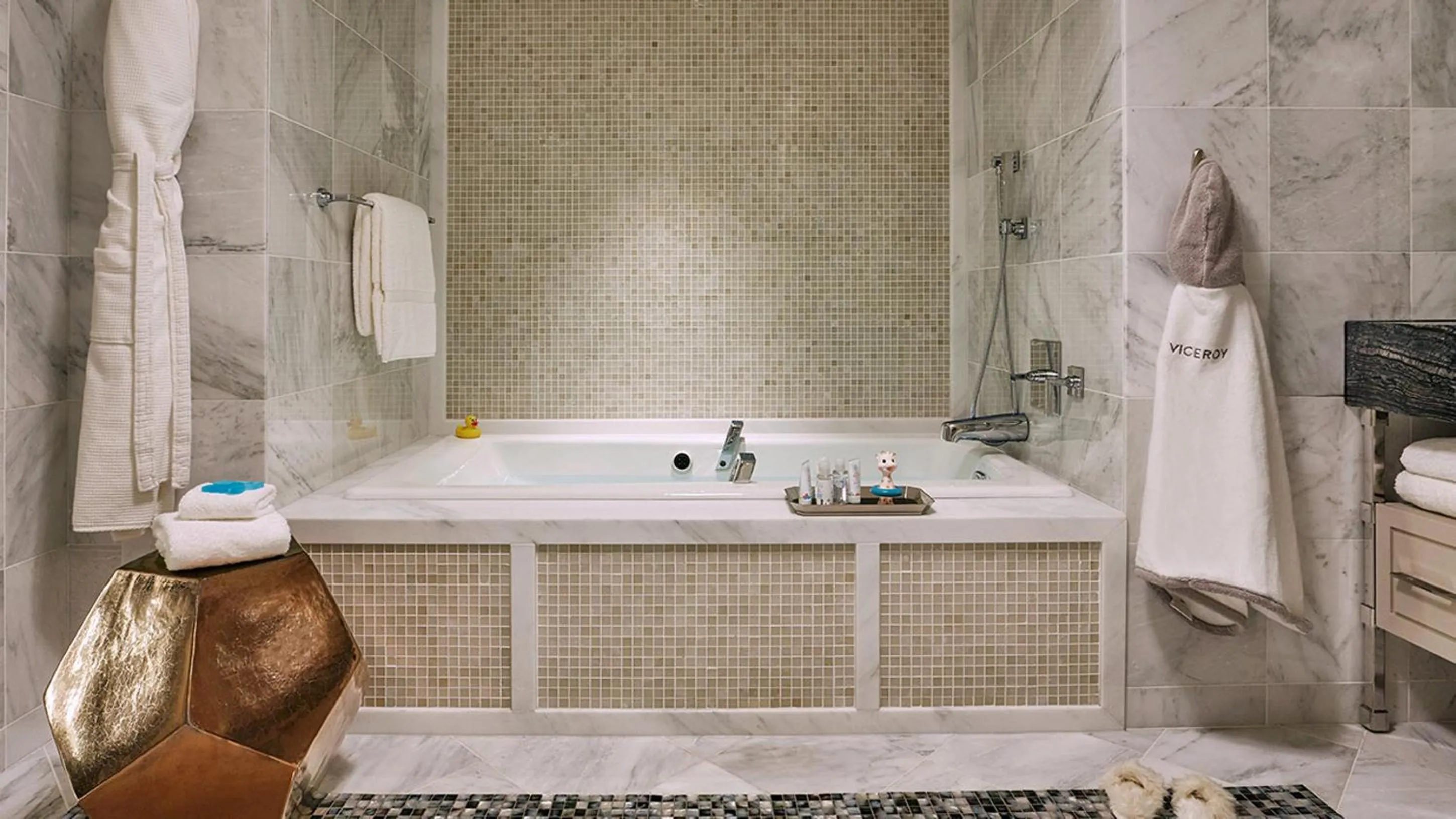 Bathroom in L'Ermitage Beverly Hills