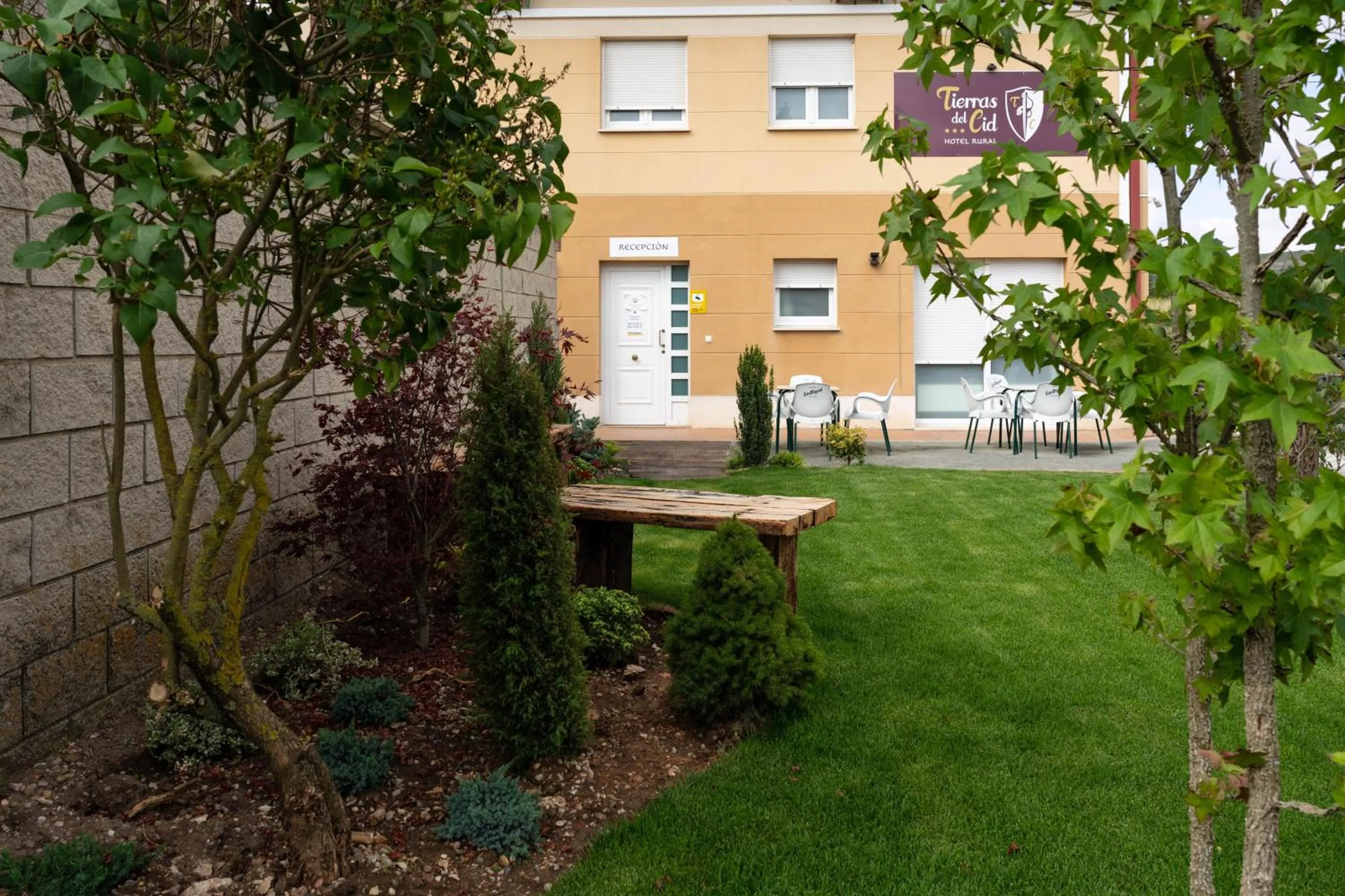 Facade/entrance in Hotel Rural Tierras del Cid