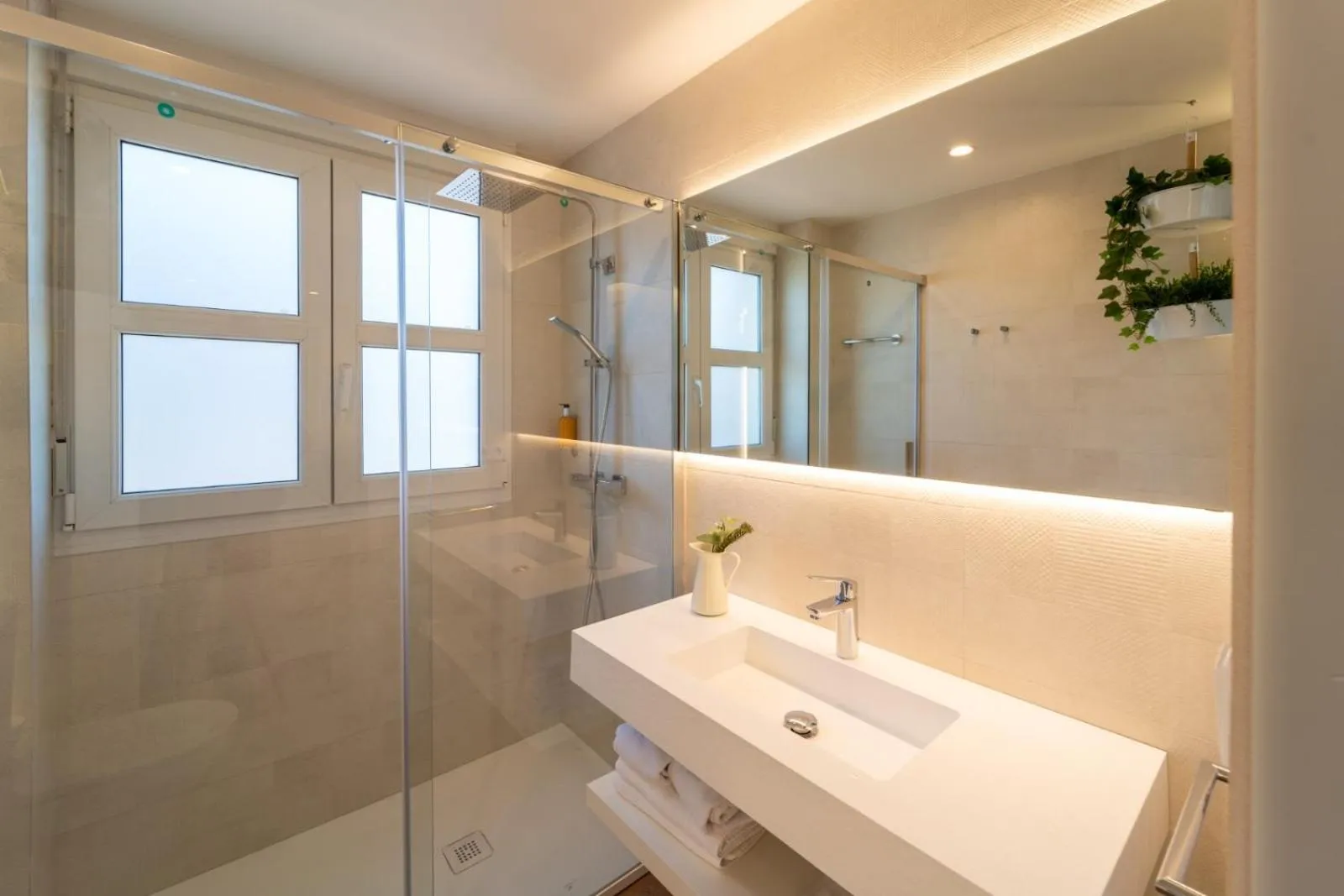 Shower in Hotel Rural Tierras del Cid