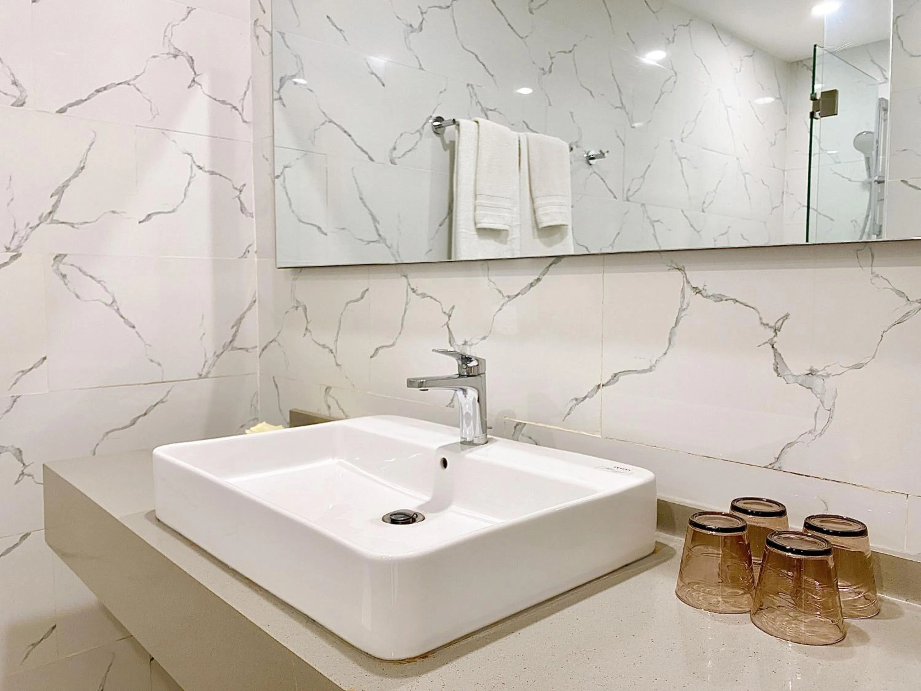 Bathroom in The Luxe Hotel Châu Đốc