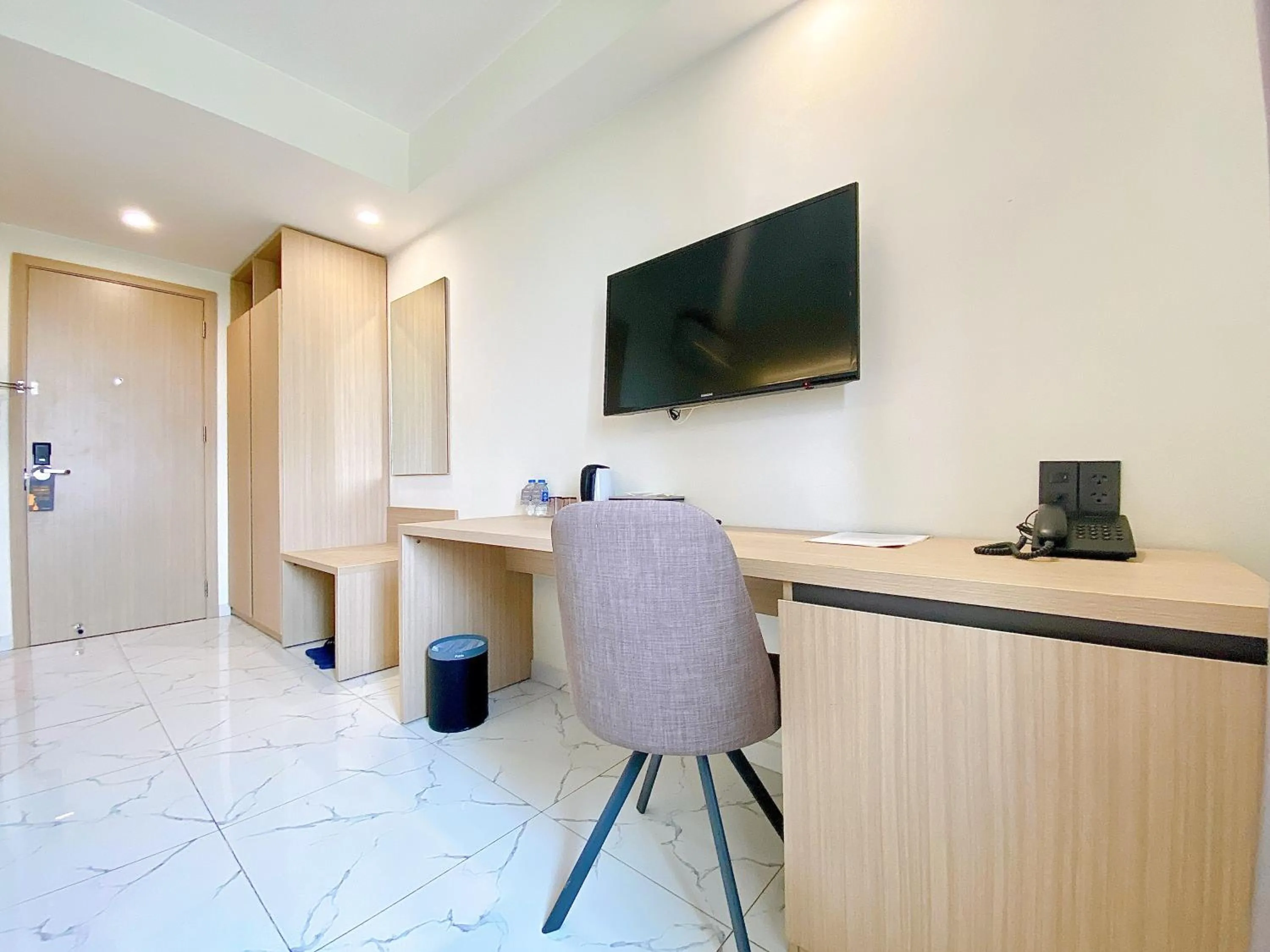 Bedroom in The Luxe Hotel Châu Đốc