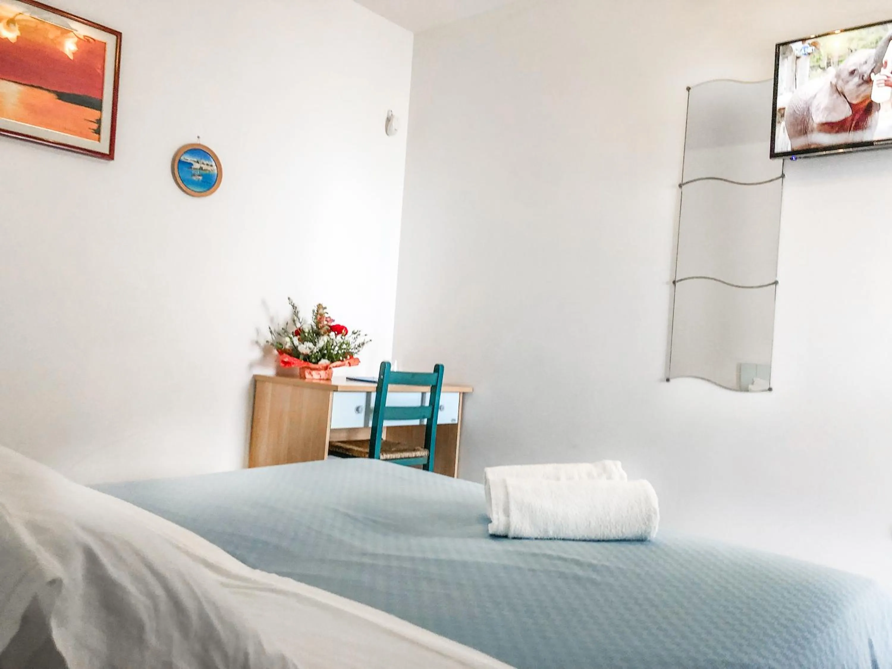 Bedroom, Bed in Hotel I Colori Del Mare