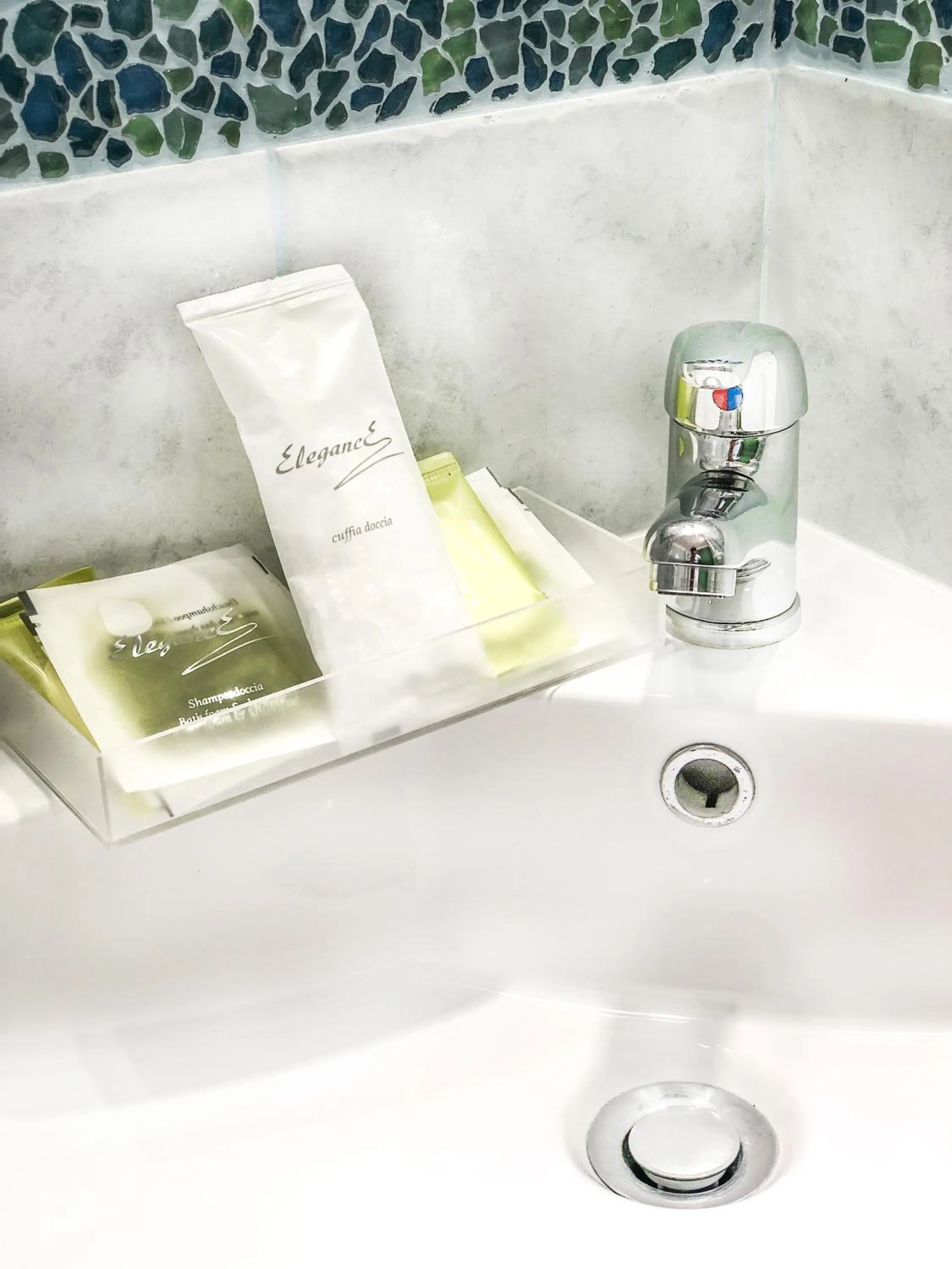 Bathroom in Hotel I Colori Del Mare