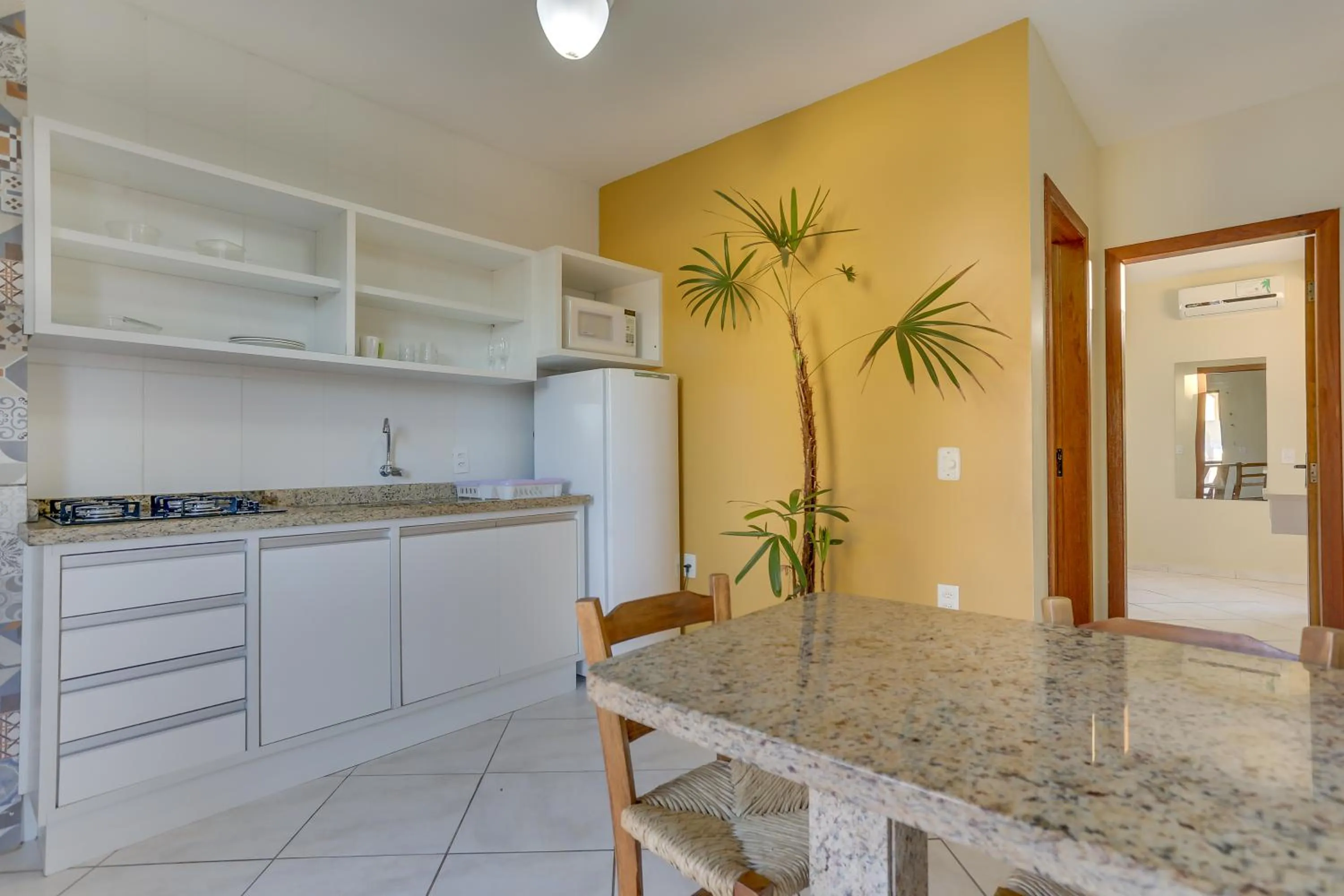 Kitchen or kitchenette in Pousada Praia dos Ingleses