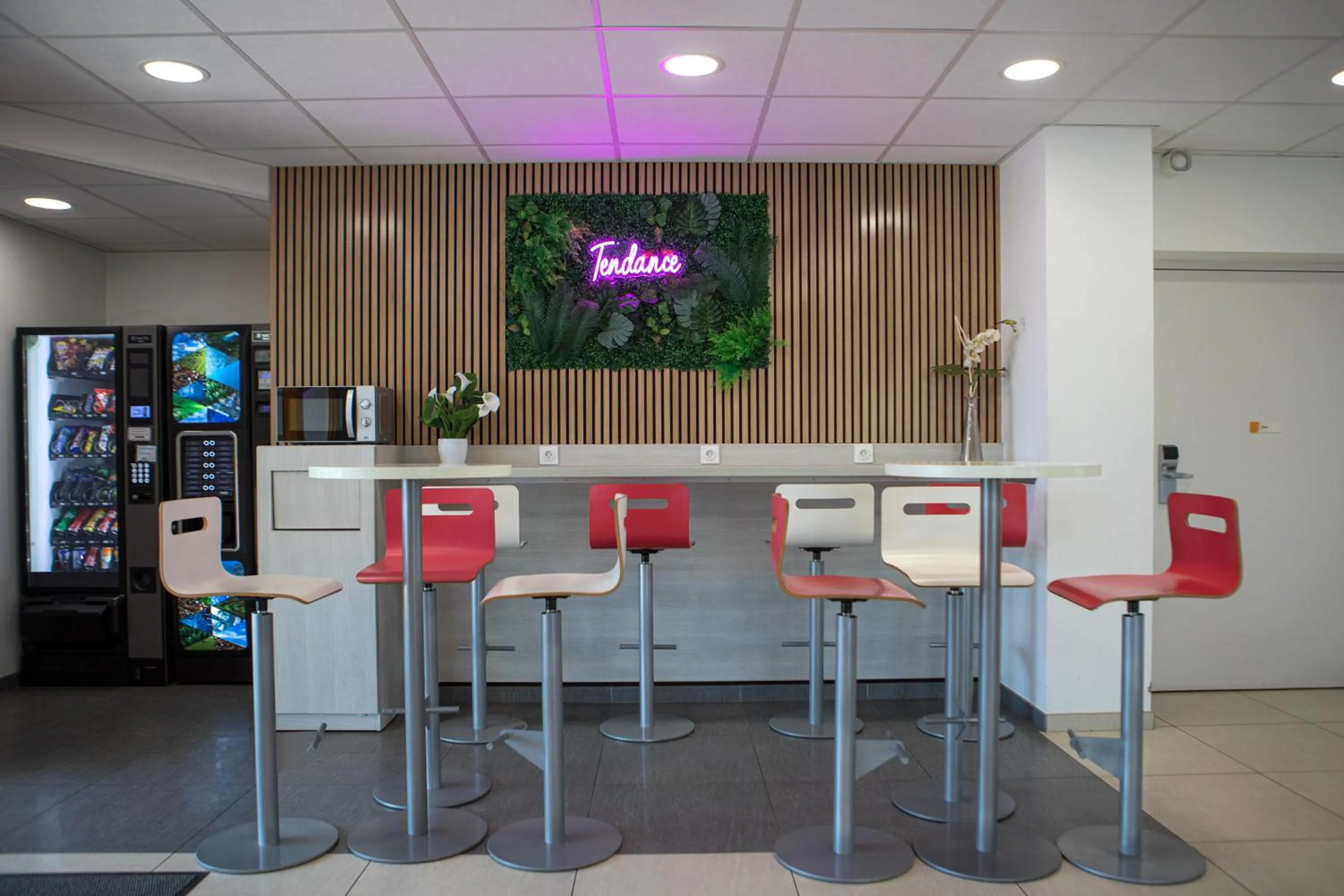 Lobby or reception in The Originals Access,Tendance Hôtel, Saint-Etienne