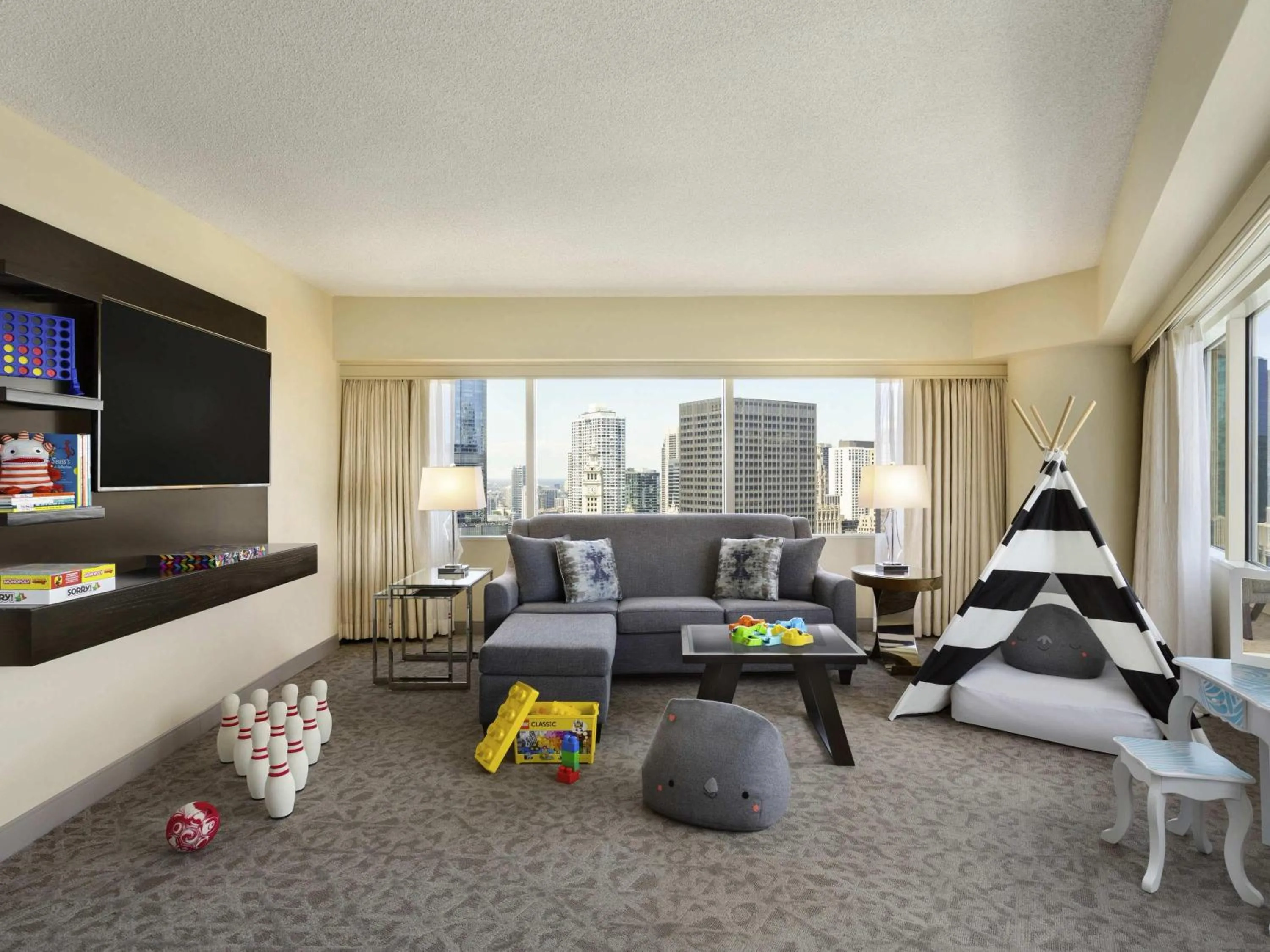 Other, Bed in Swissotel Chicago