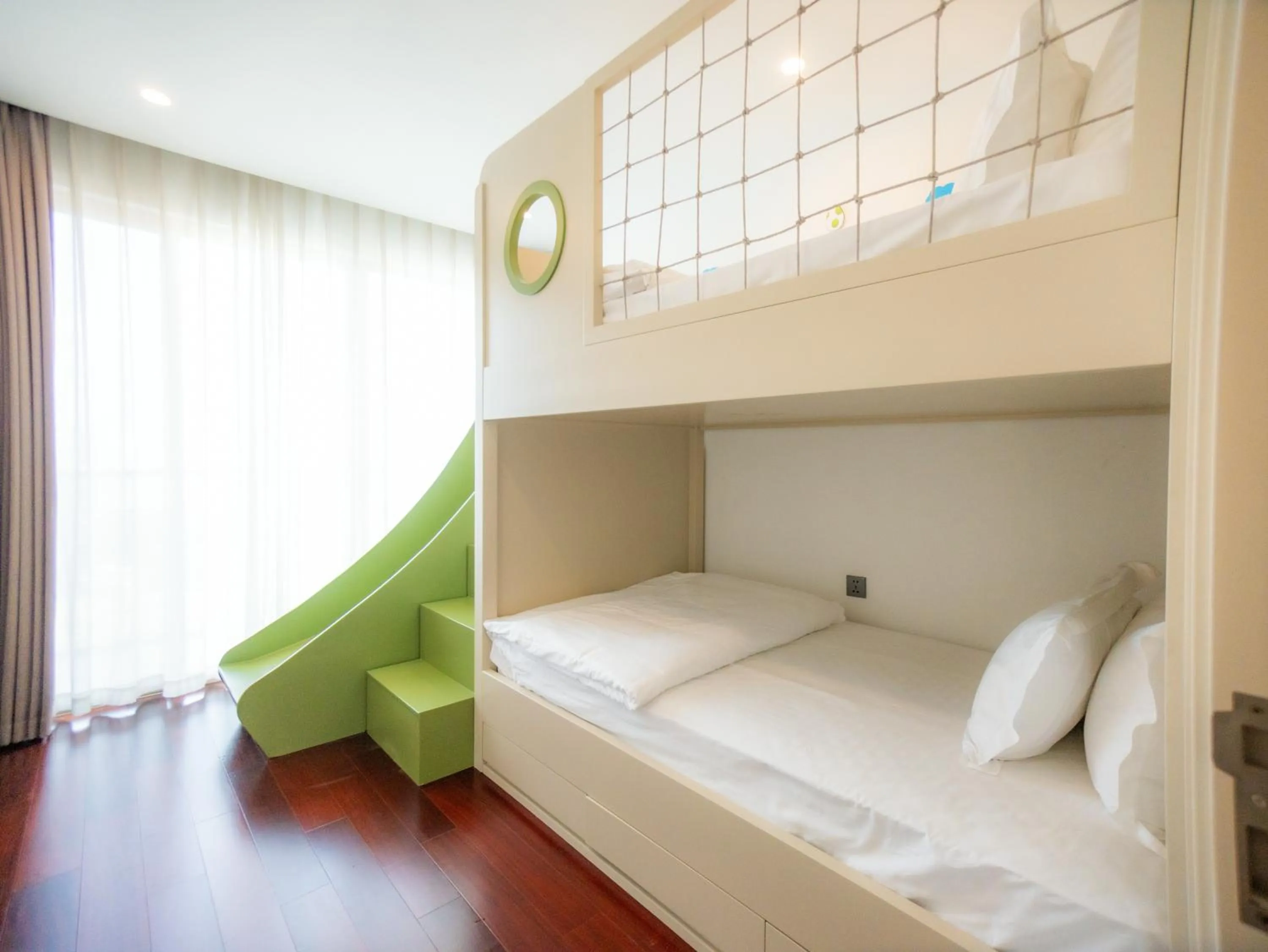 bunk bed, Bed in One Park Hotel & Residence