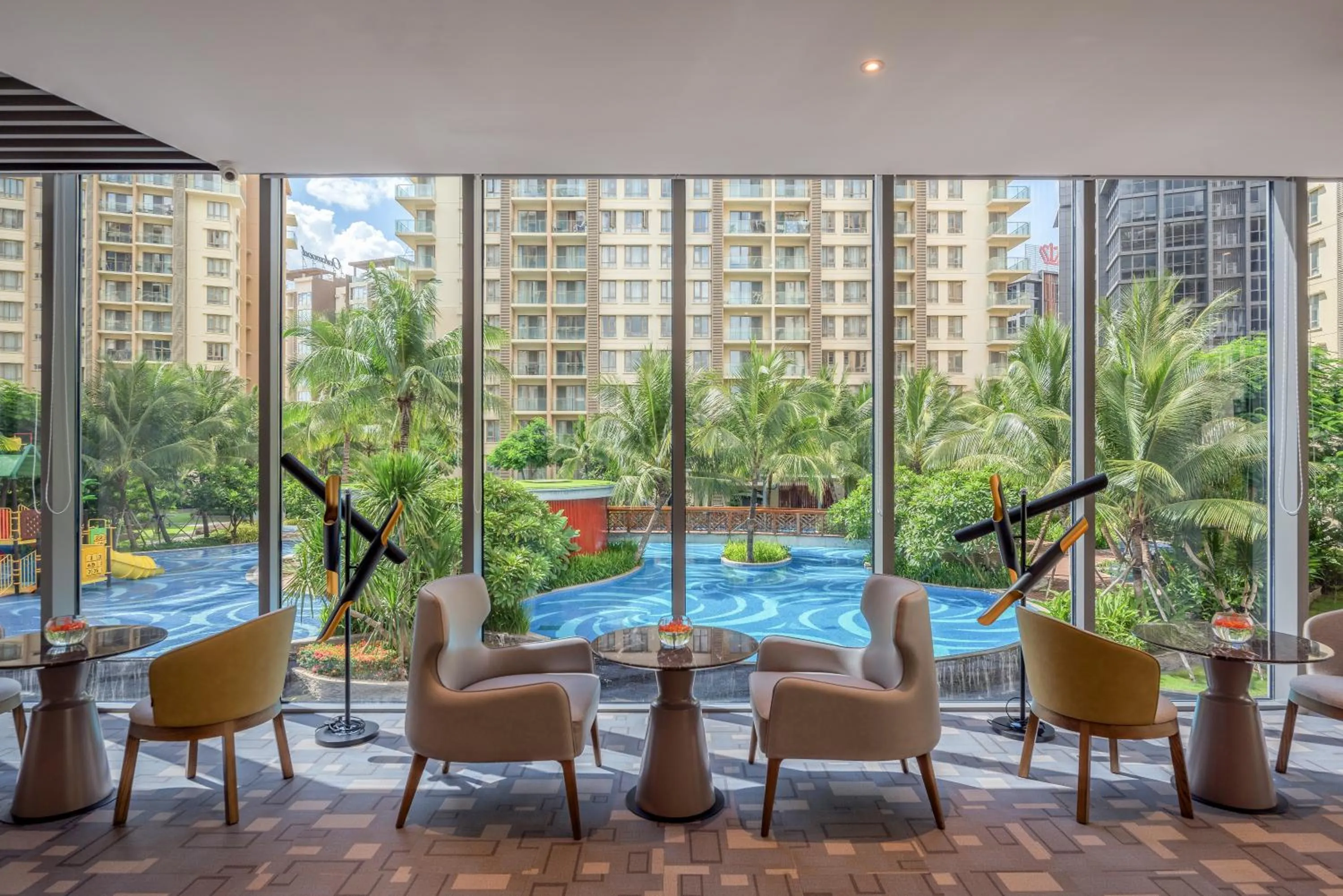 Restaurant/places to eat in One Park Hotel & Residence