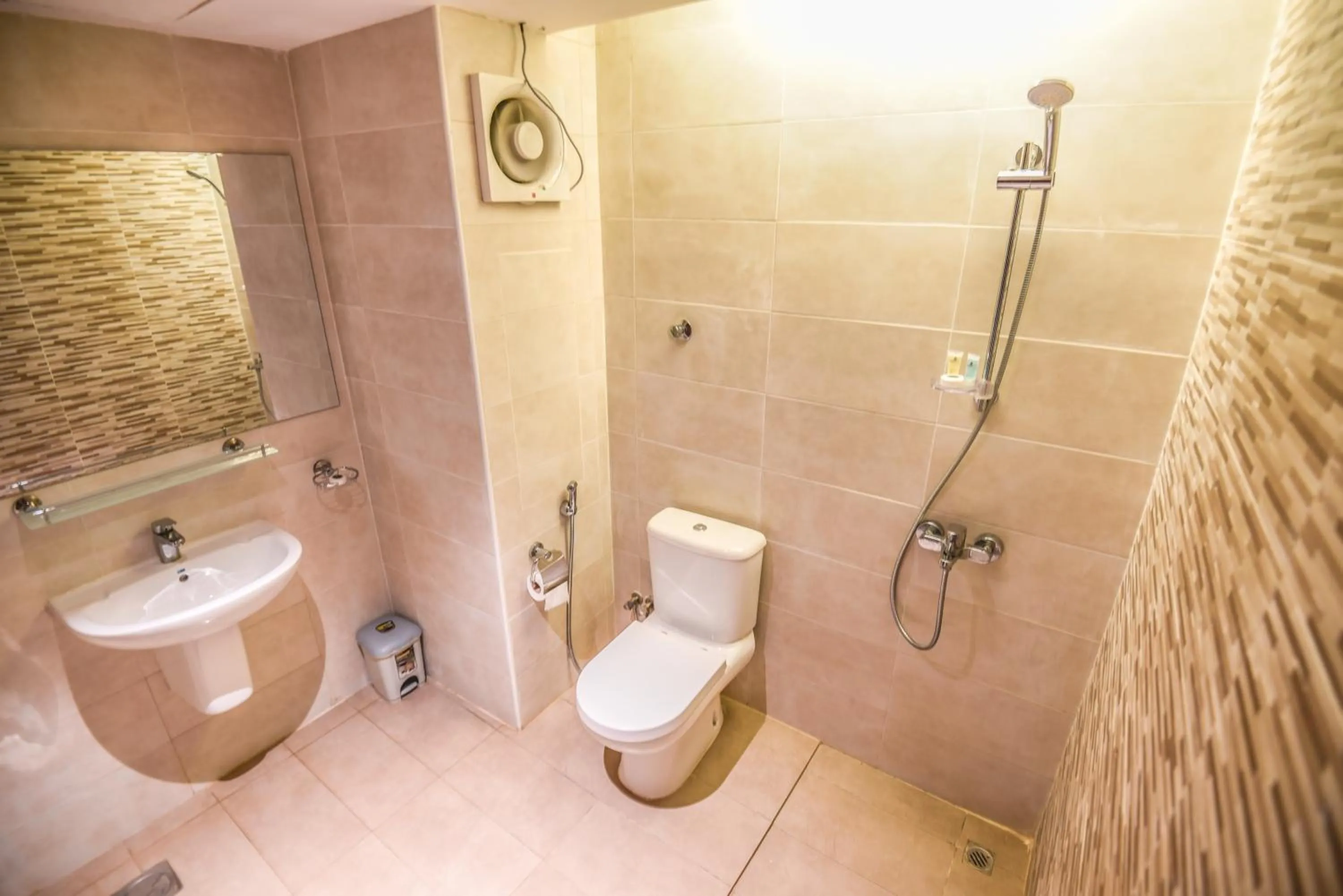 Toilet in Grand Flora Hotel