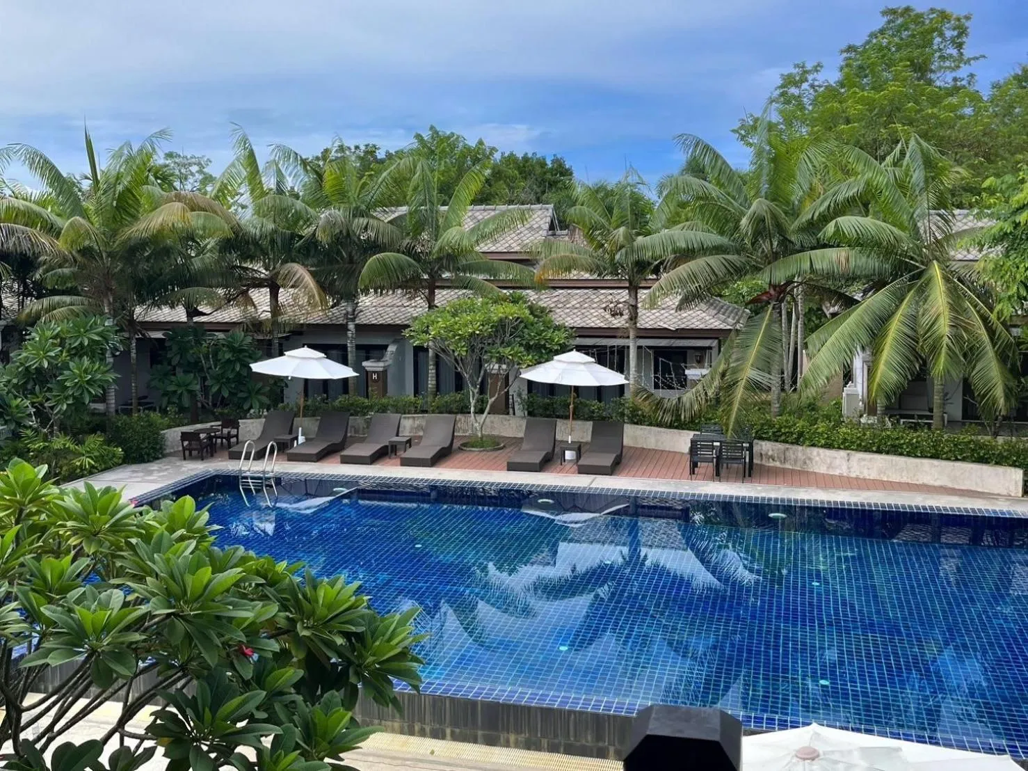 Pool view in Lanna Deer Resort Chiang Mai