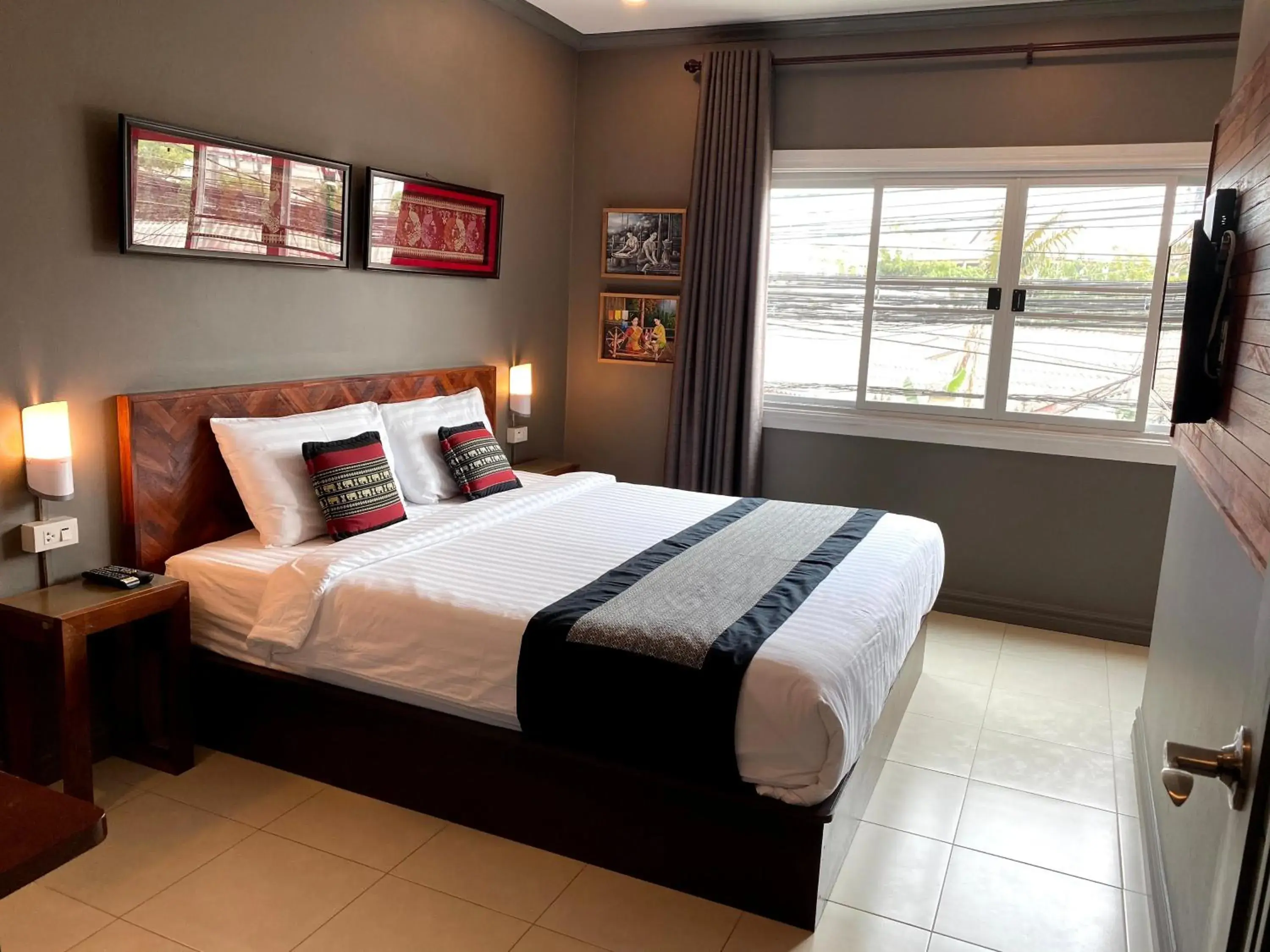 Bed in Patuxay Place Bed in Patuxay Place