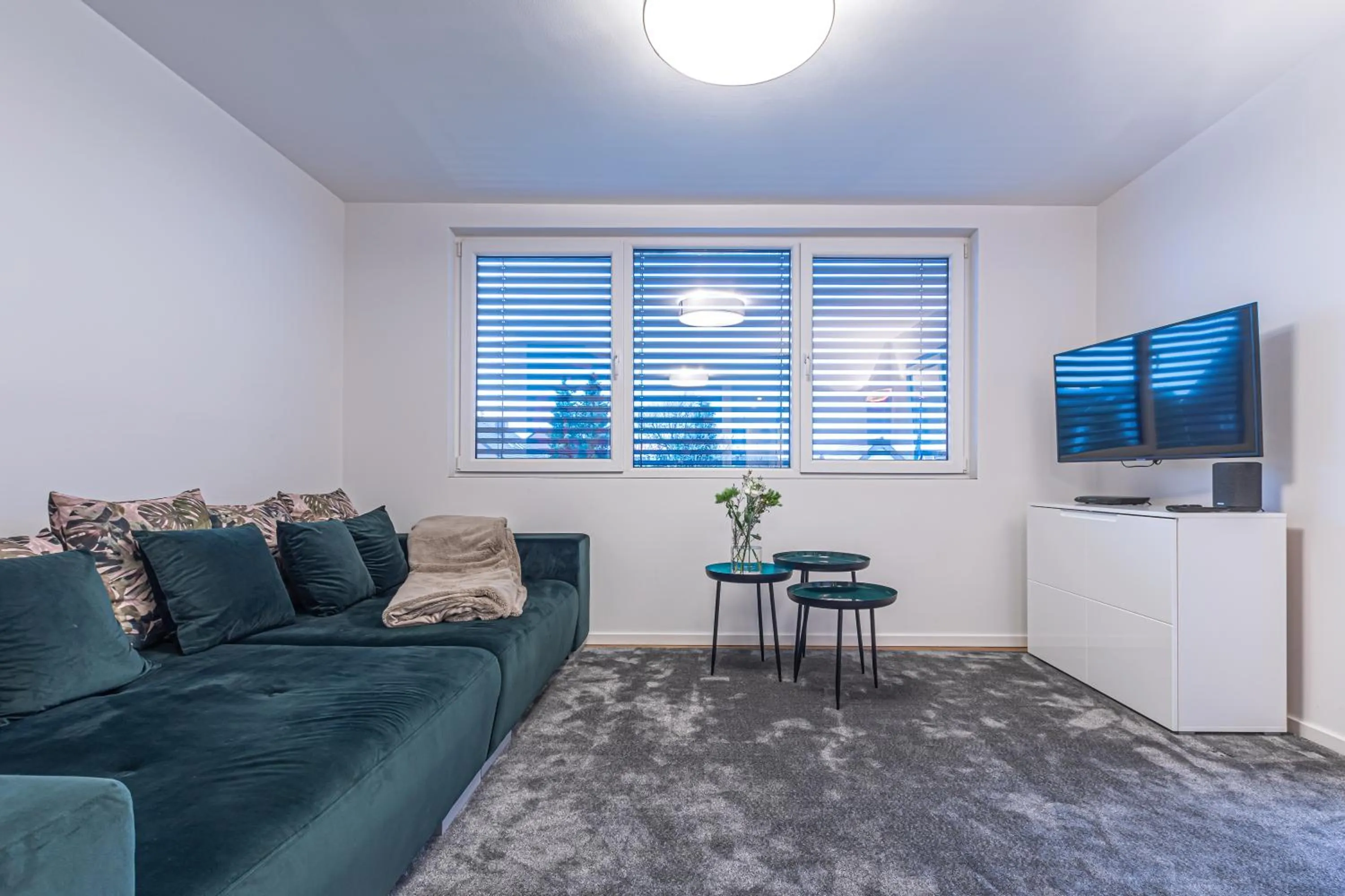 TV and multimedia in B26 Apartments - Unterwegs zu Hause