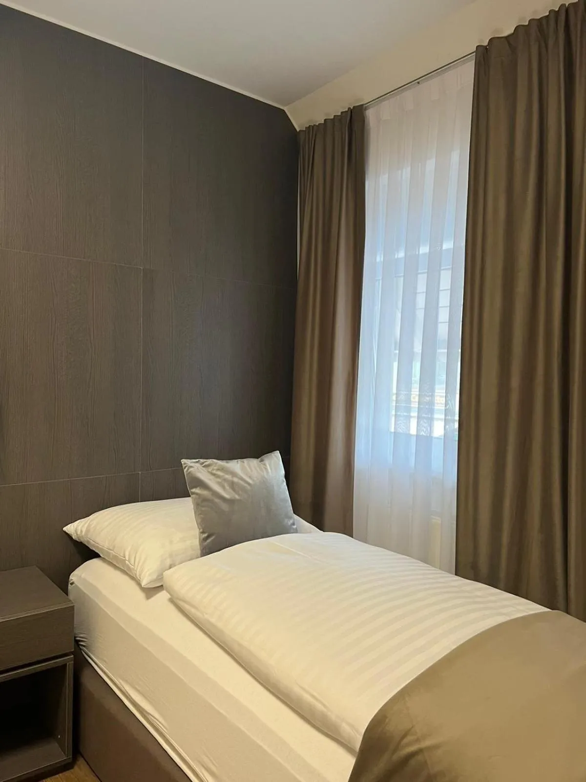 Bed in Hotel Harmshof Bispingen