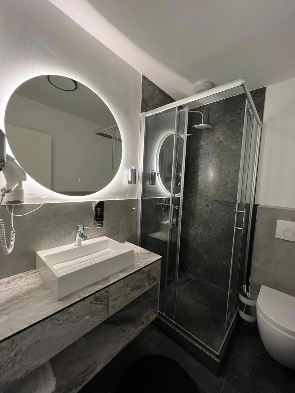 Bathroom in Hotel Harmshof Bispingen