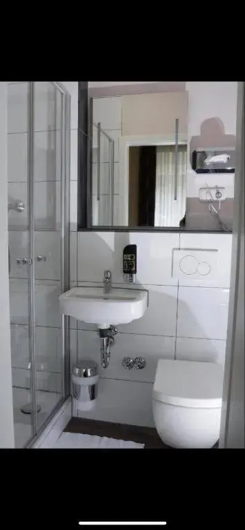 Double Room - single occupancy in Hotel Harmshof Bispingen Double Room - single occupancy in Hotel Harmshof Bispingen