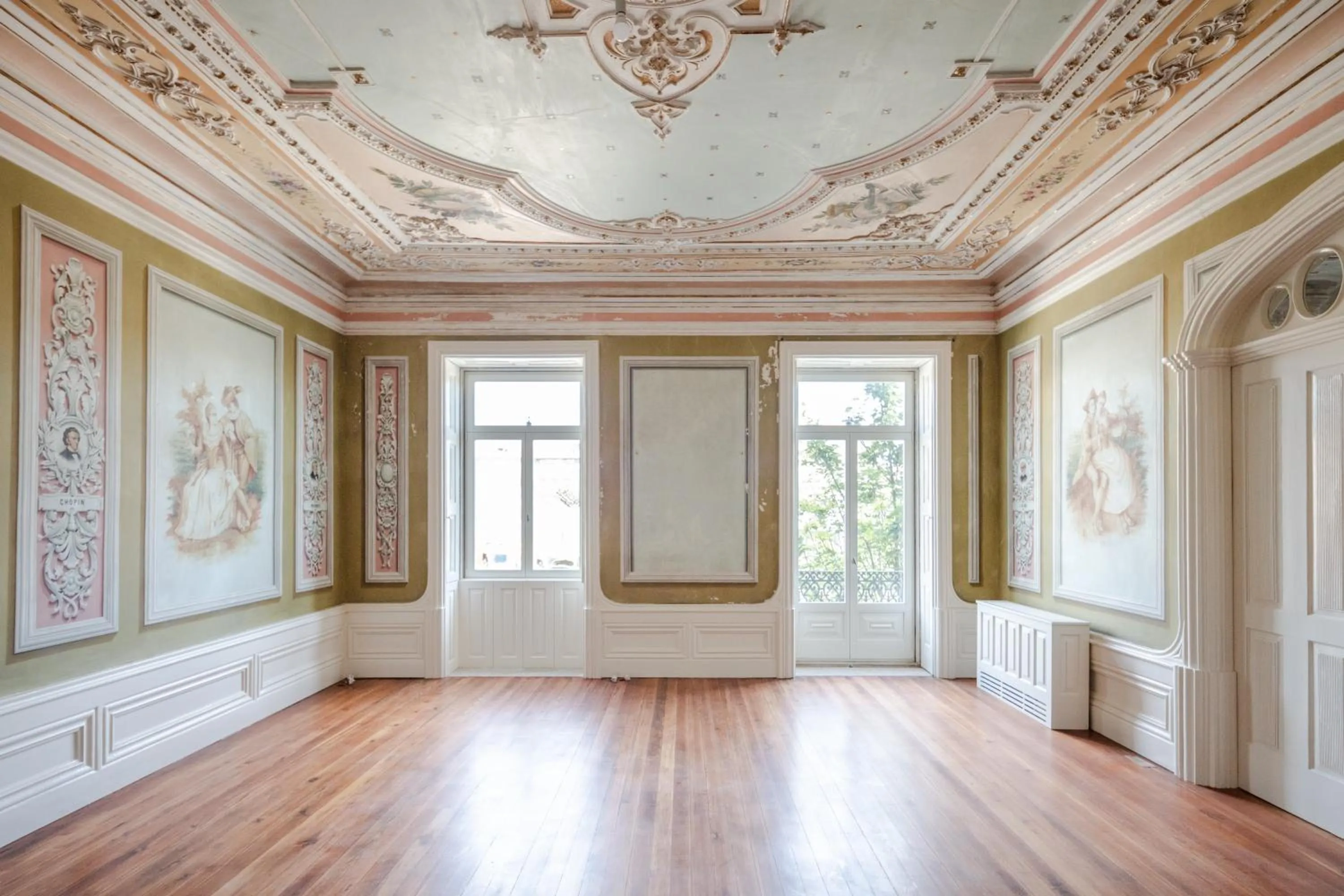 Property building in Menina Colina Guesthouse