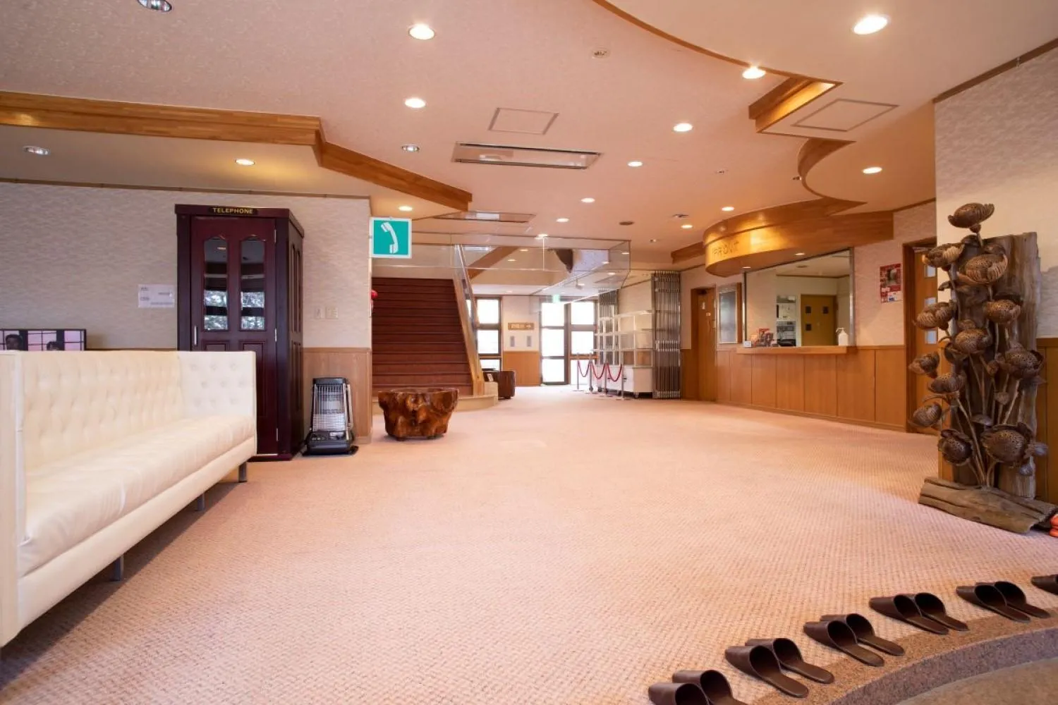 Lobby or reception in Lake Side Nikko Hotel