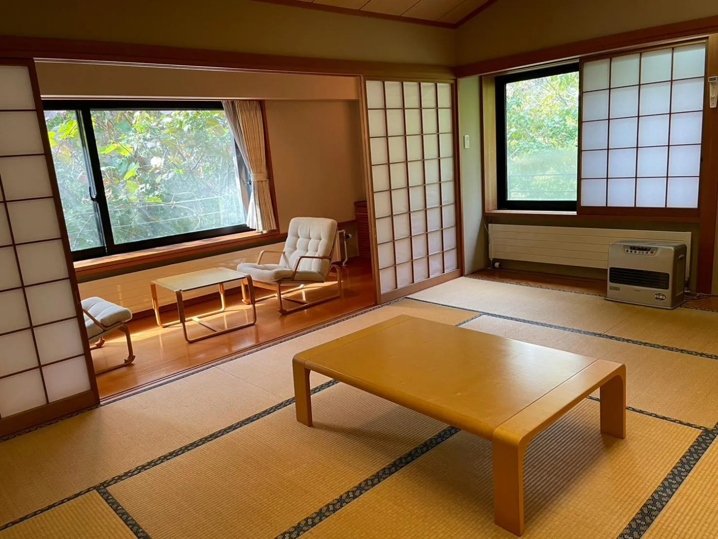 Lake Side Nikko Hotel