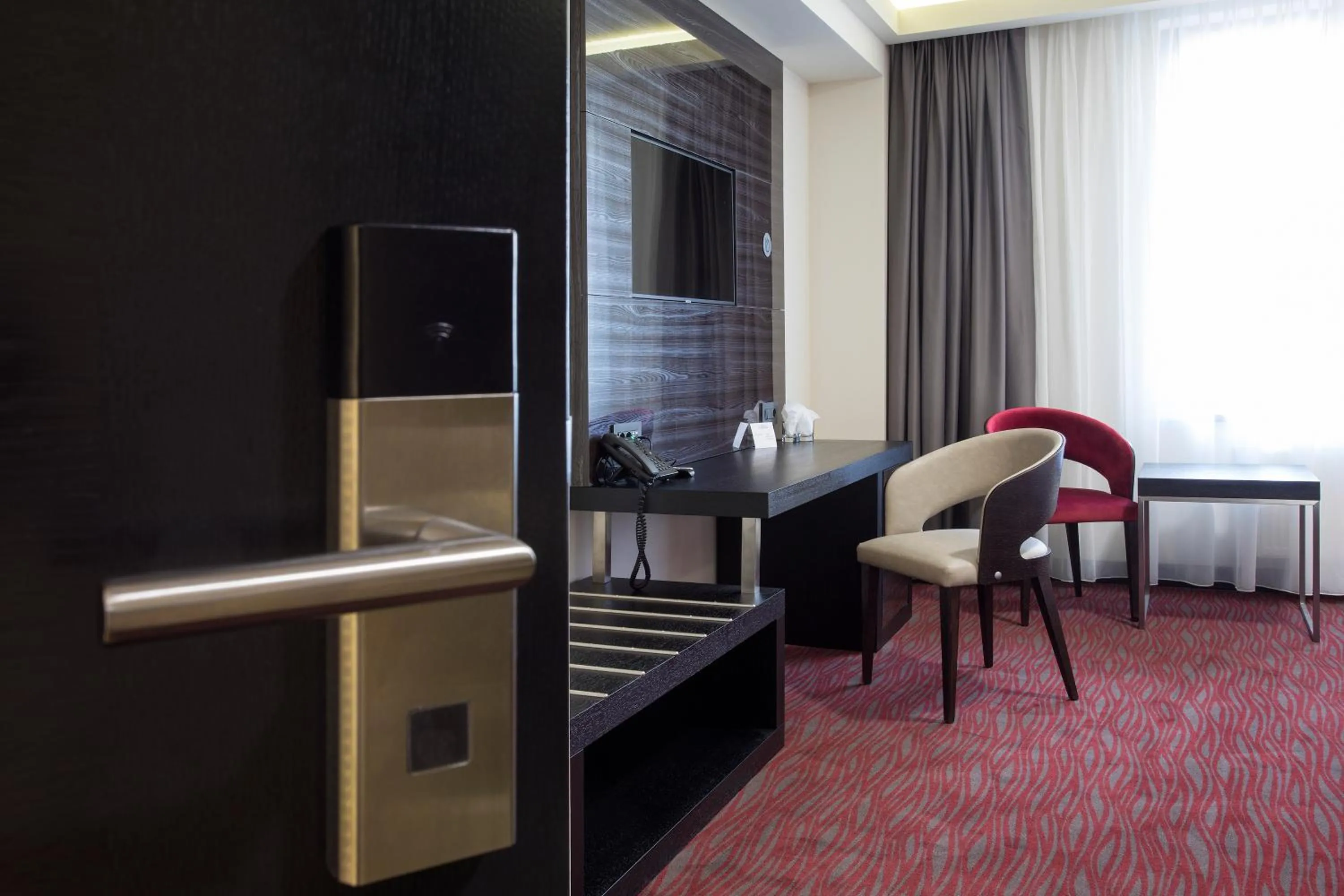 Coffee/tea facilities in Old Town Hotel