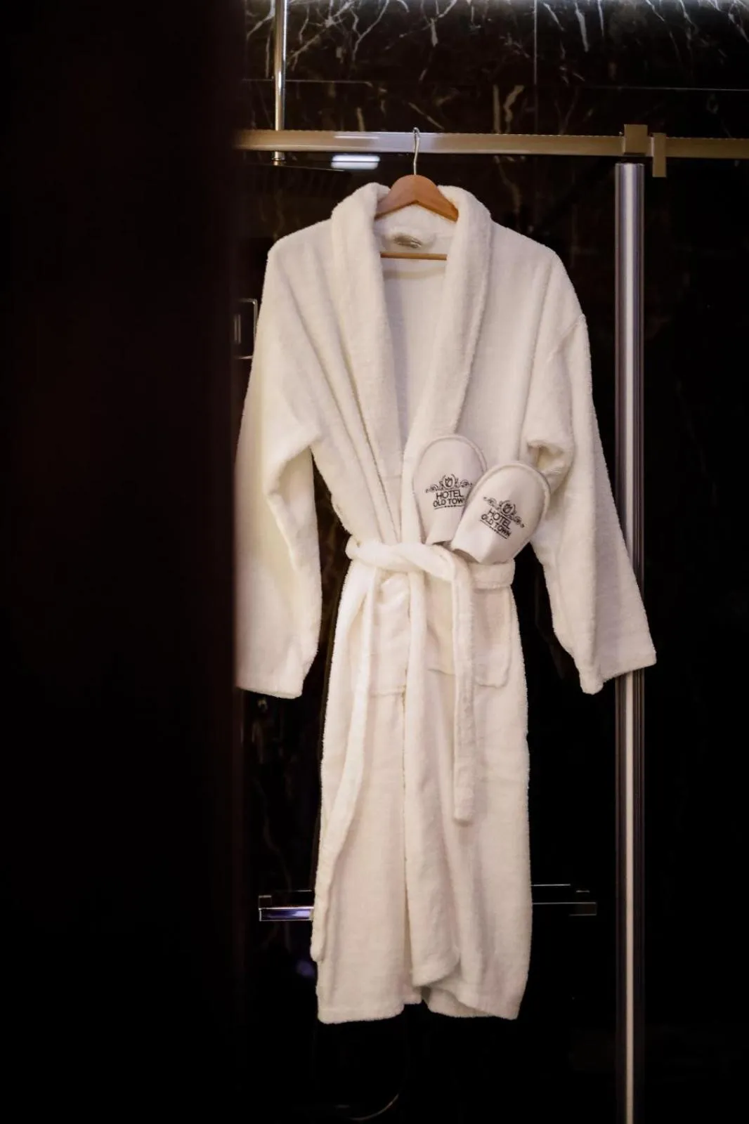 wardrobe in Old Town Hotel