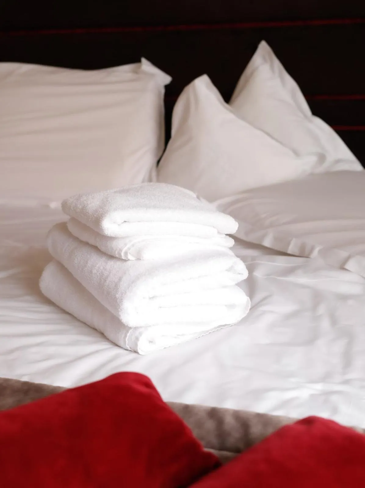 Bedroom, Bed in Old Town Hotel