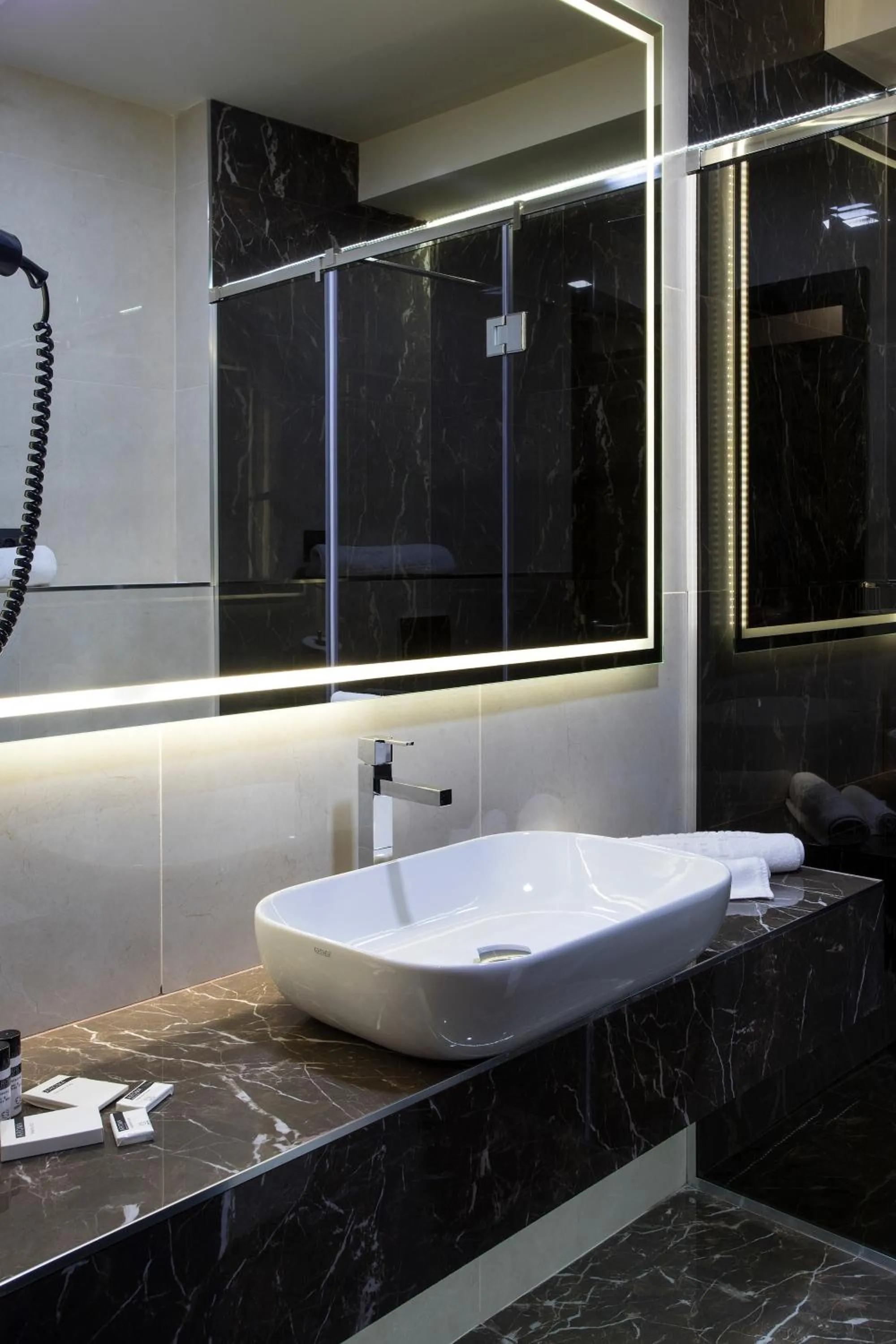 Shower in Old Town Hotel