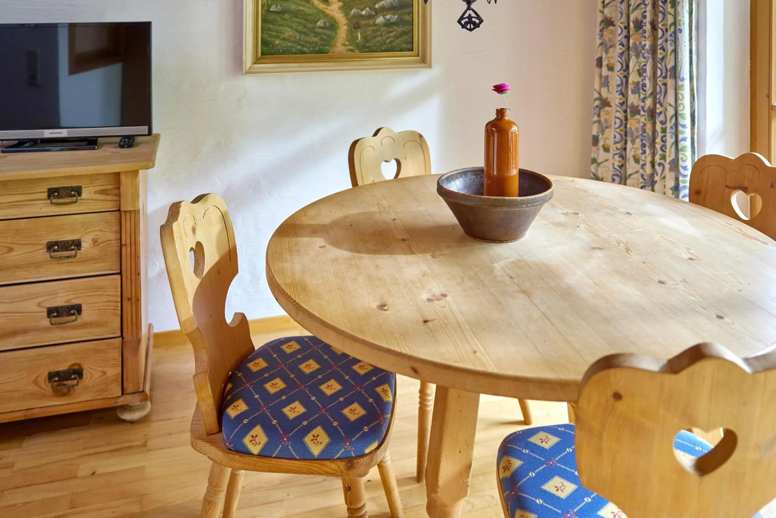 Dining area in Alt Montafon Hotel Appartements by Pferd auf Wolke