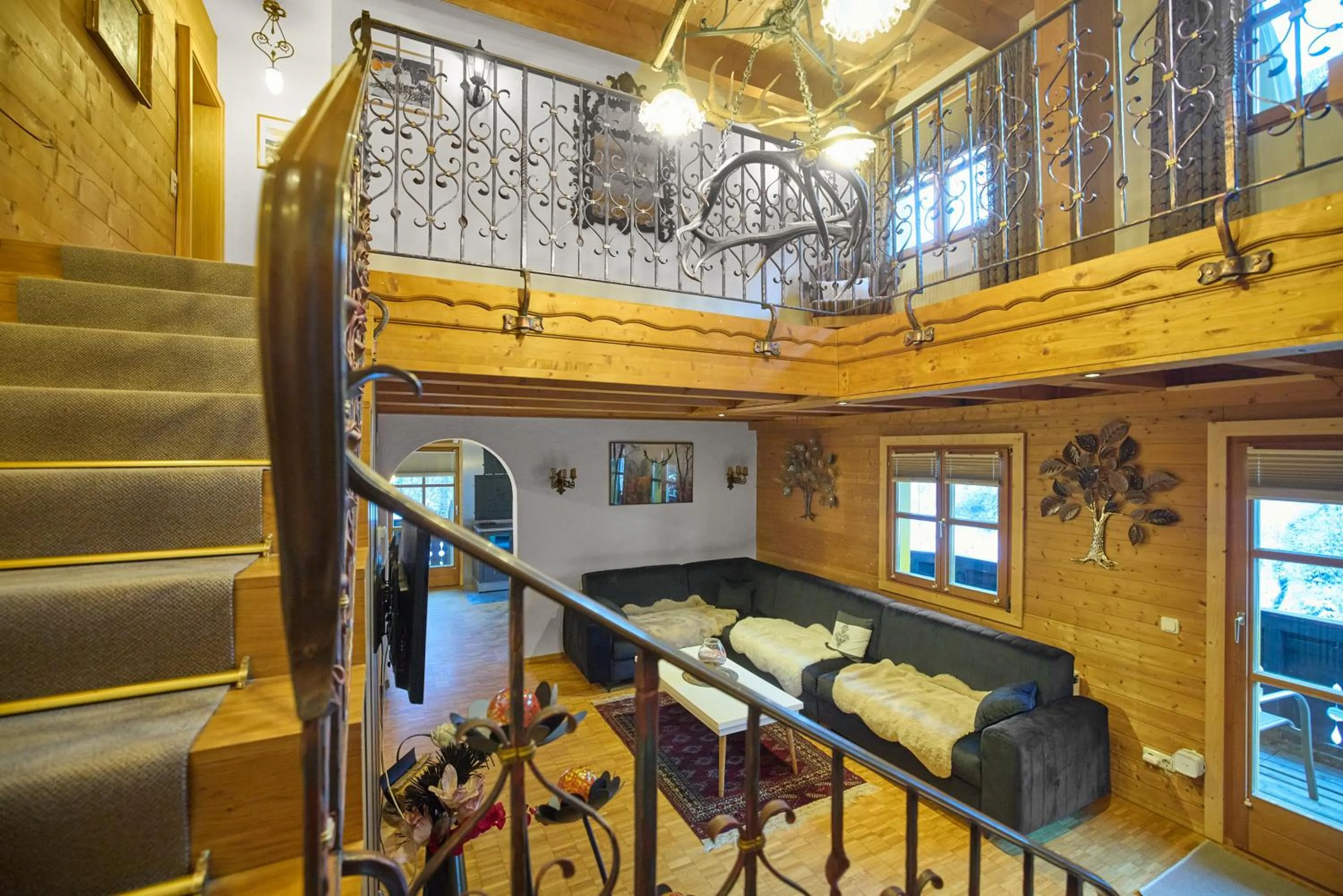 Alt Montafon Hotel Appartements by Pferd auf Wolke