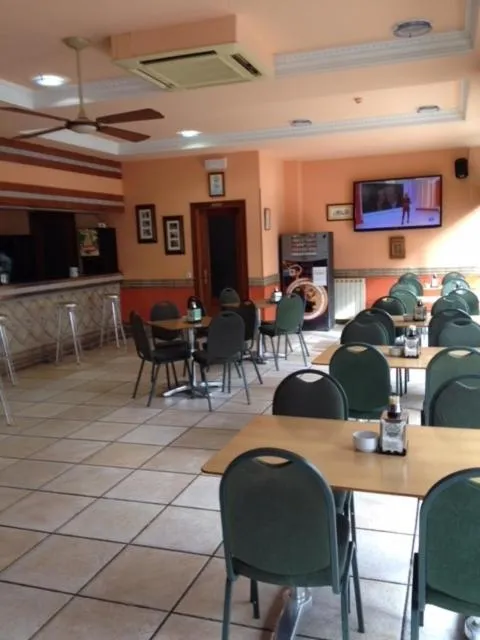 Restaurant/places to eat in Hotel Nueva Allandesa