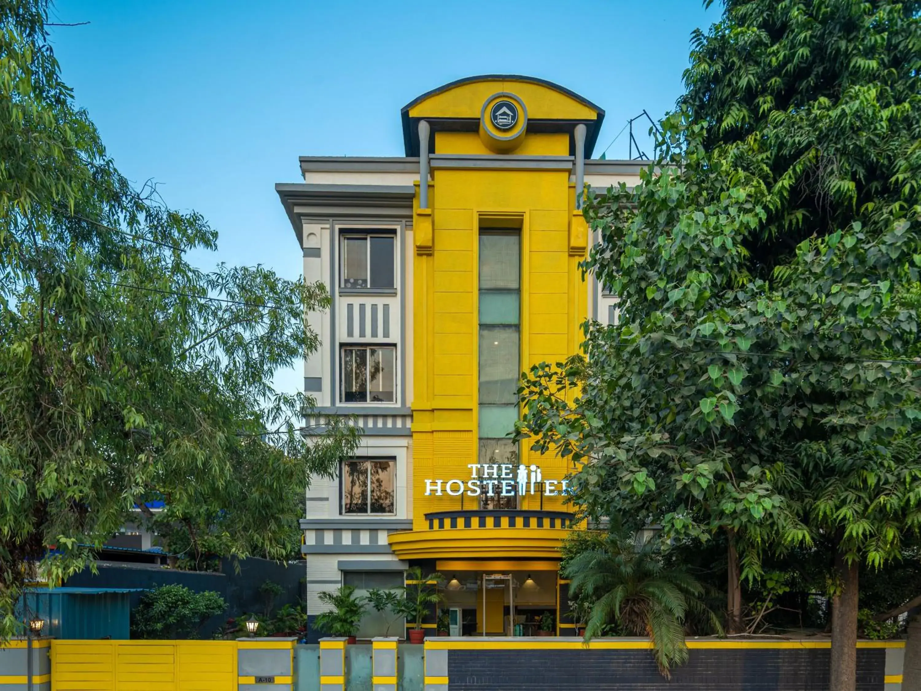 Property building in The Hosteller Delhi Property building in The Hosteller Delhi