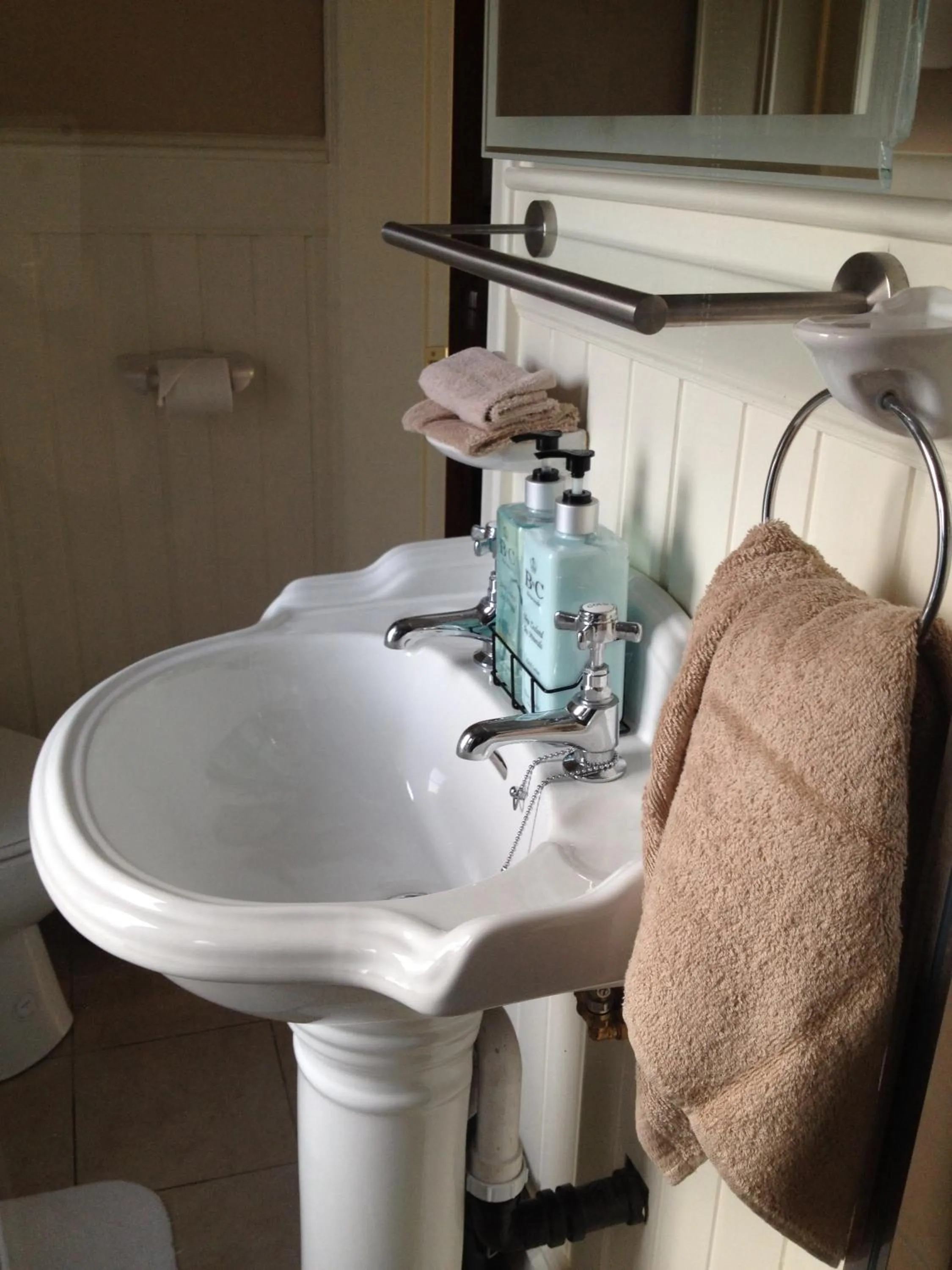 Bathroom in Riverside Lodge