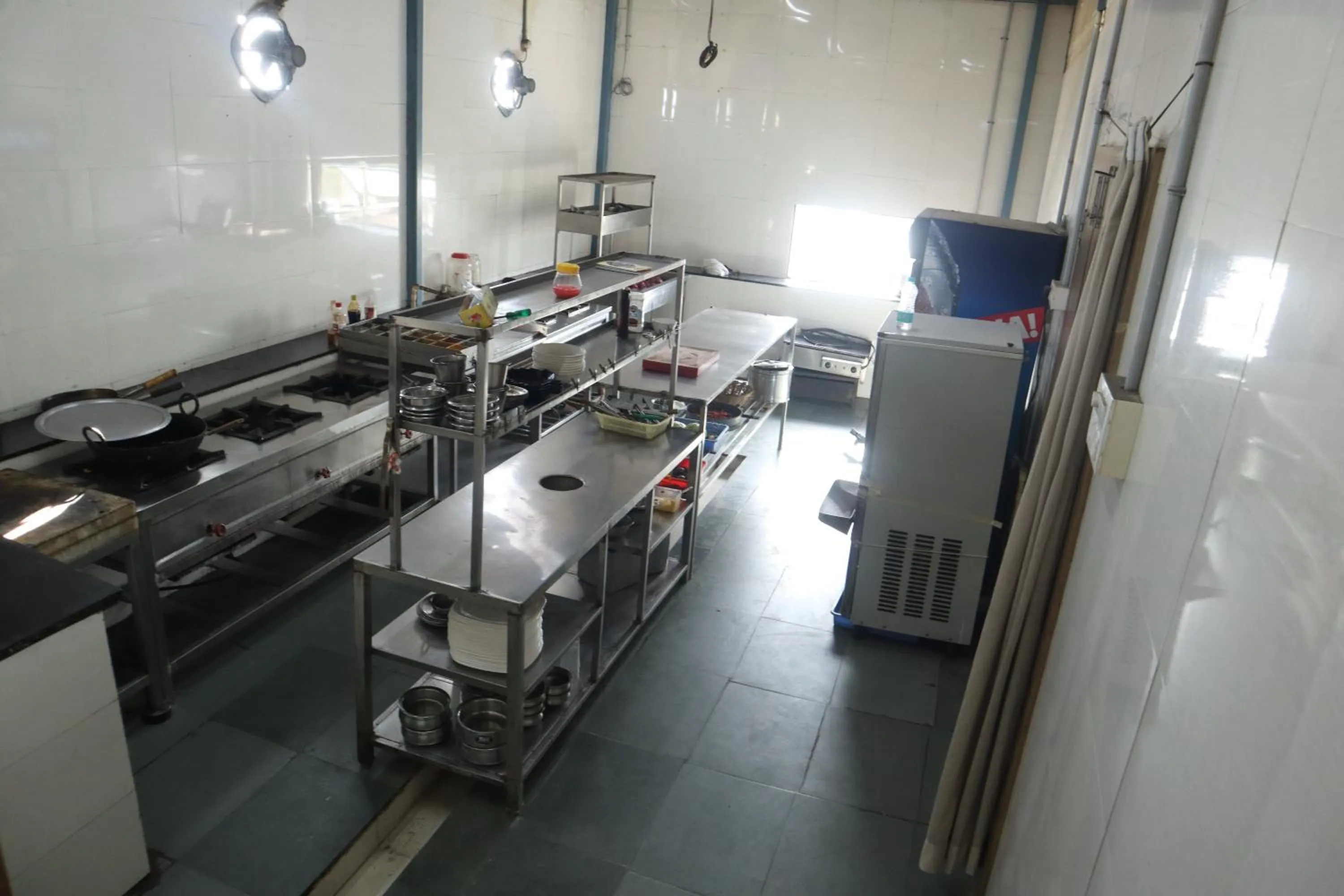 Kitchen or kitchenette in Hotel Grand Ecotel, Aurangabad