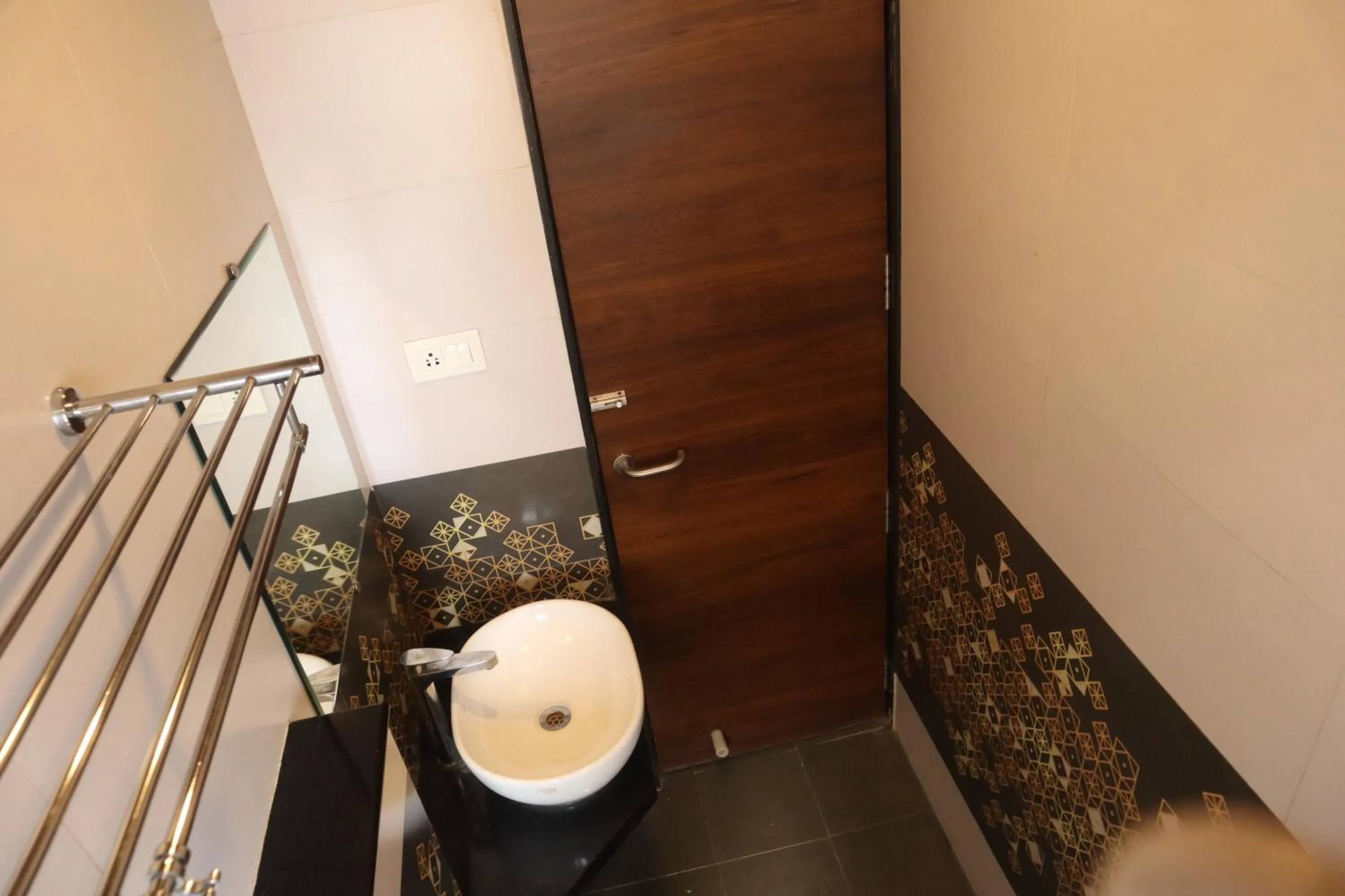 Toilet in Hotel Grand Ecotel, Aurangabad