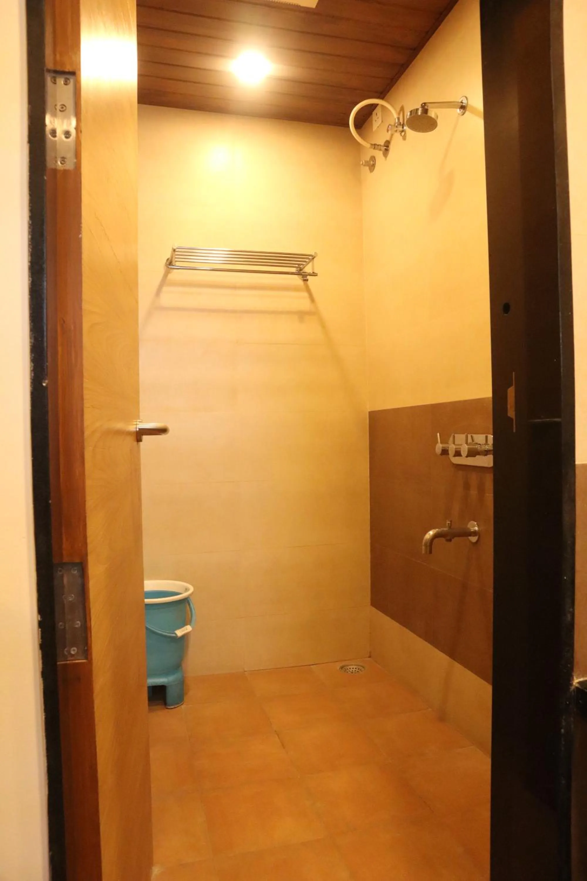 Bathroom in Hotel Grand Ecotel, Aurangabad