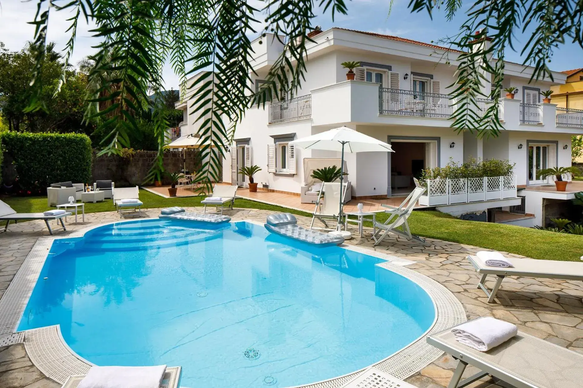 AMORE RENTALS - Villa Lia AMORE RENTALS - Villa Lia