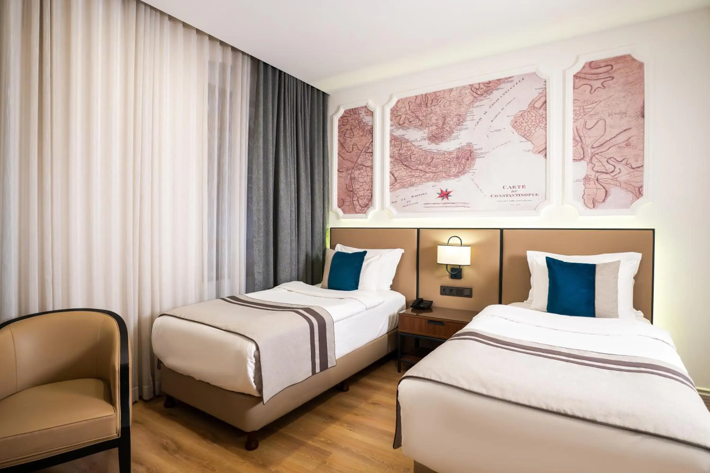 Deluxe Twin Room in Akka Suites Taksim-Special Class Deluxe Twin Room in Akka Suites Taksim-Special Class