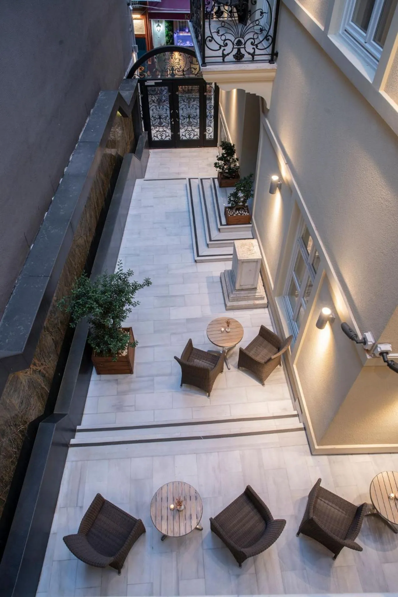 Property building in Akka Suites Taksim-Special Class