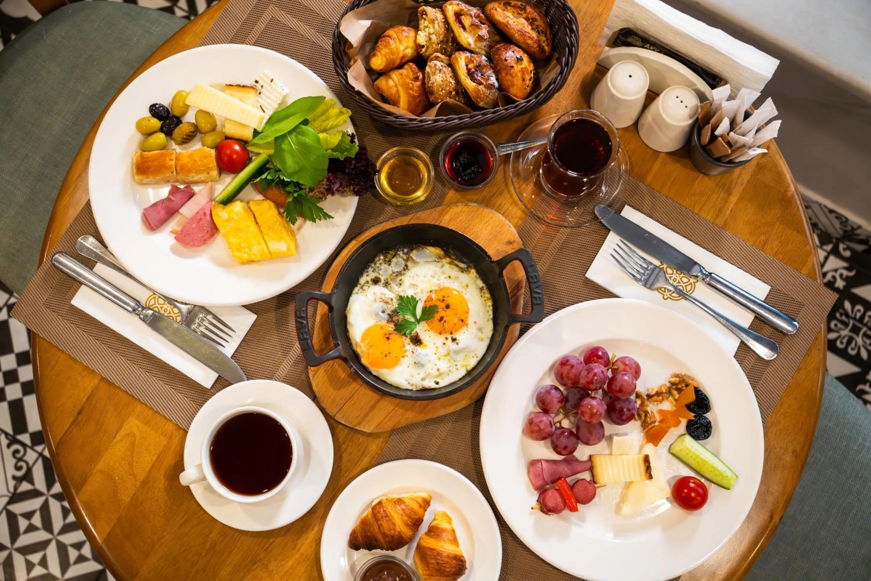 Breakfast in Akka Suites Taksim-Special Class