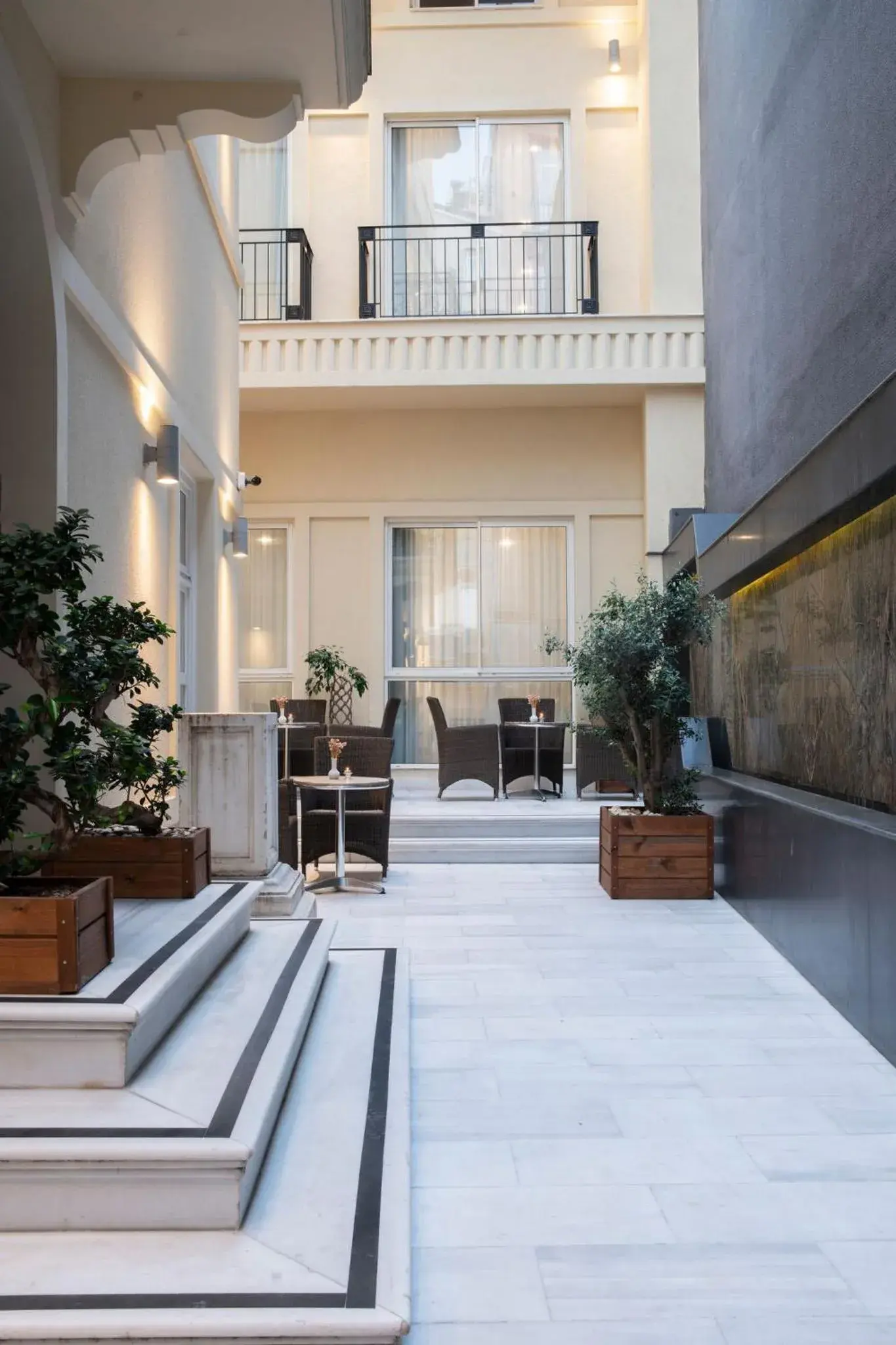 Property building in Akka Suites Taksim-Special Class Property building in Akka Suites Taksim-Special Class